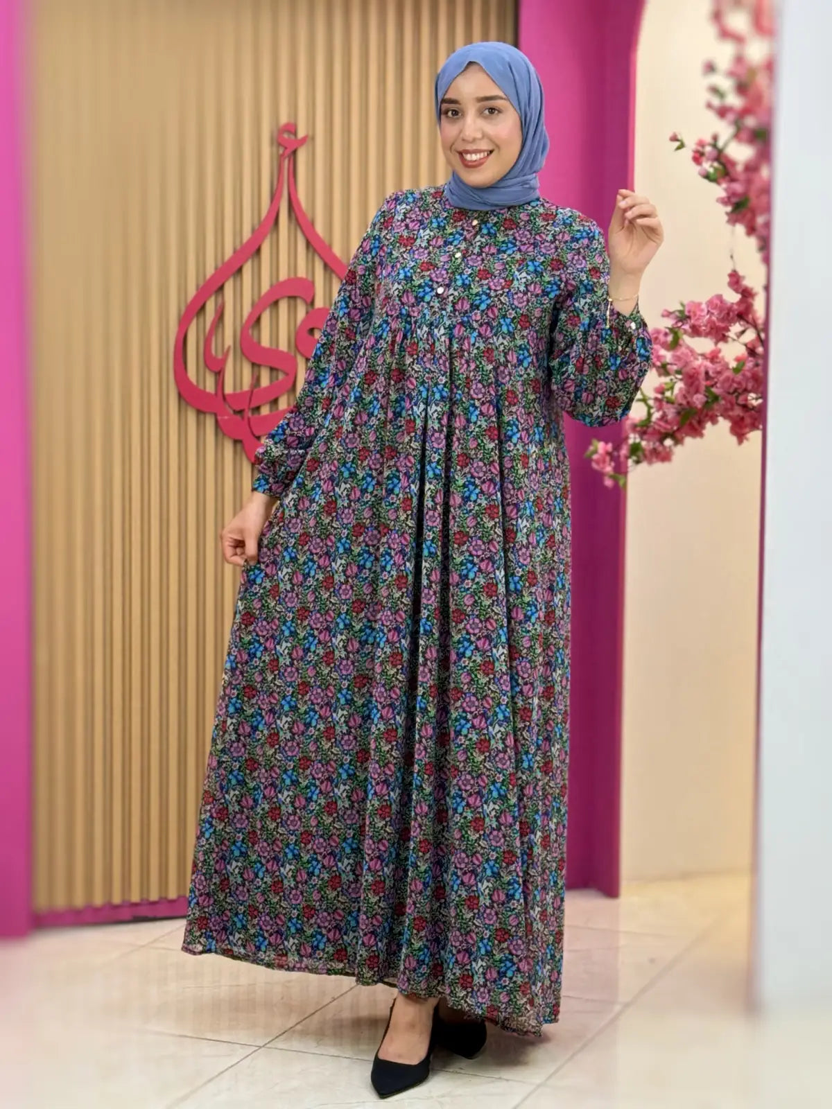 فستان أريج بنفسجي مزهر