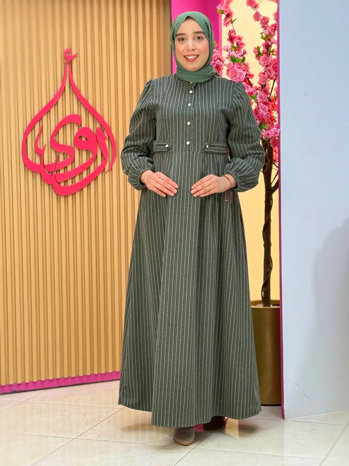 فستان لين أخضر