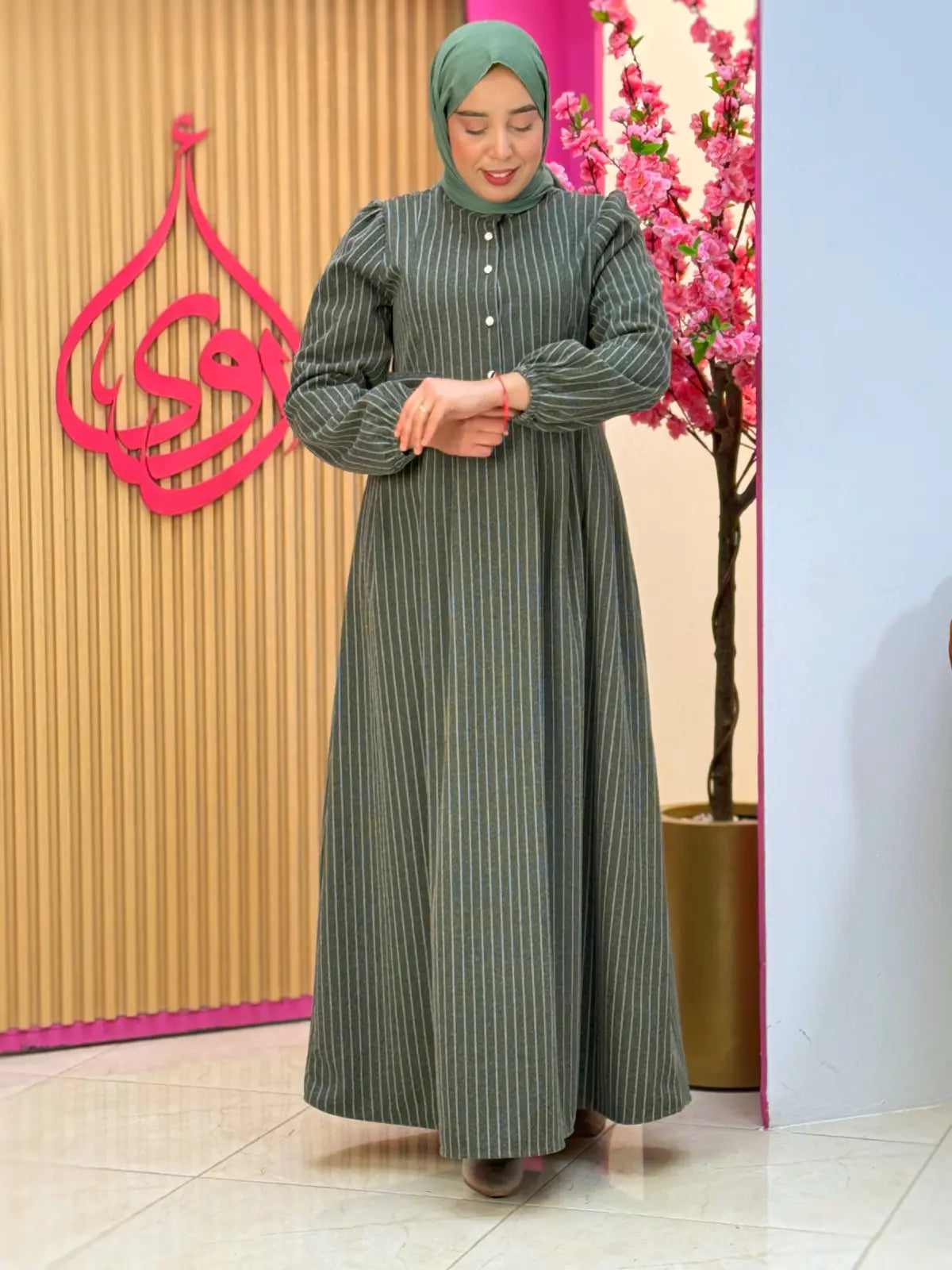 فستان لين أخضر