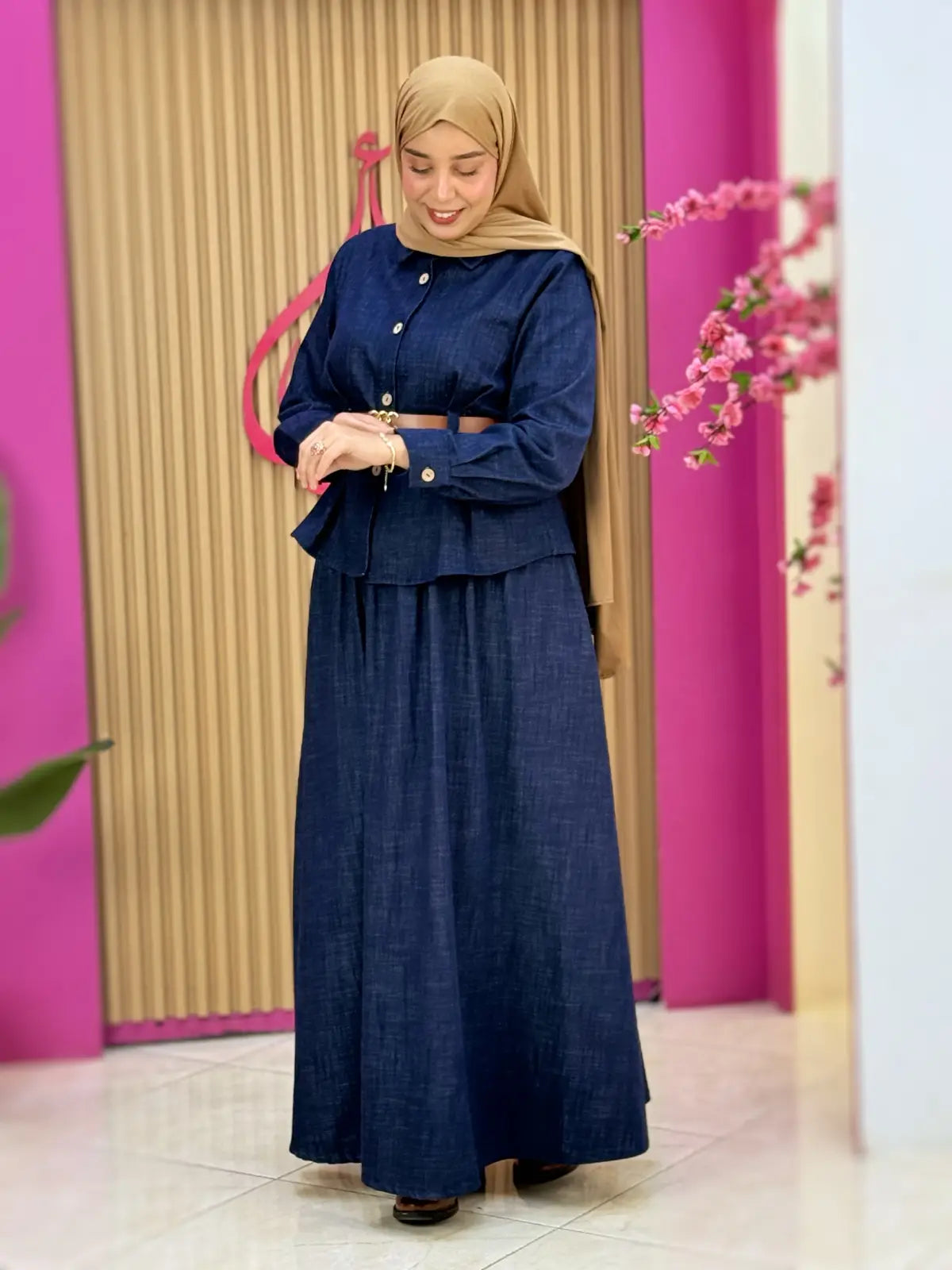 طقم أية أزرق