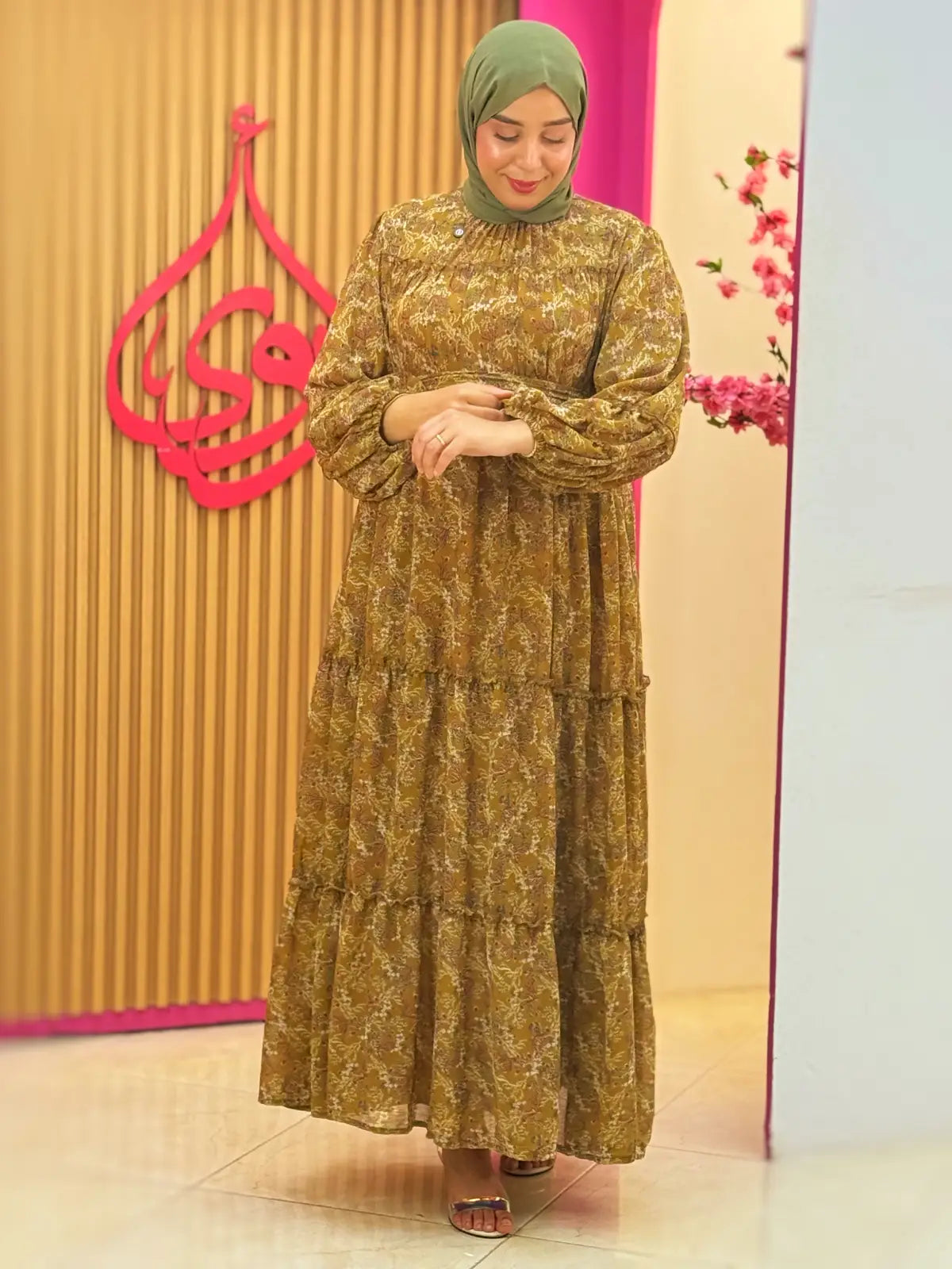 فستان روح قرفي