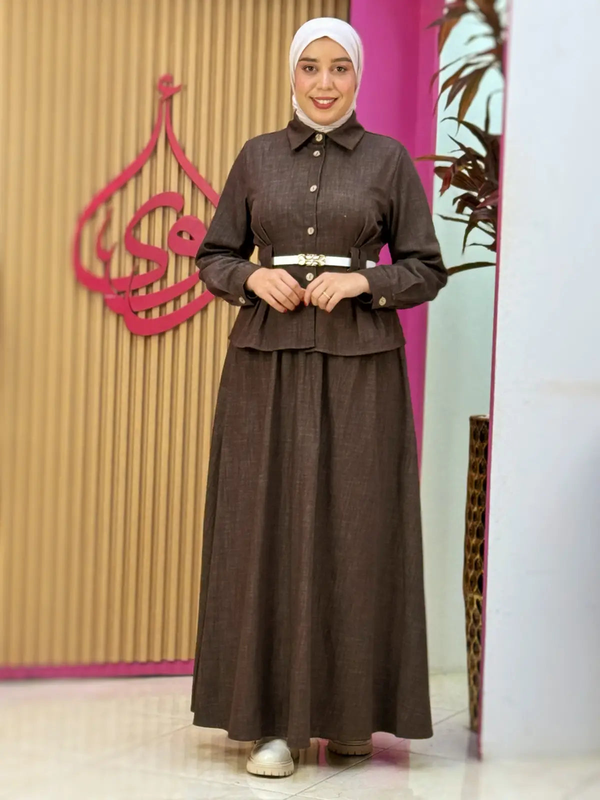 طقم أية بني