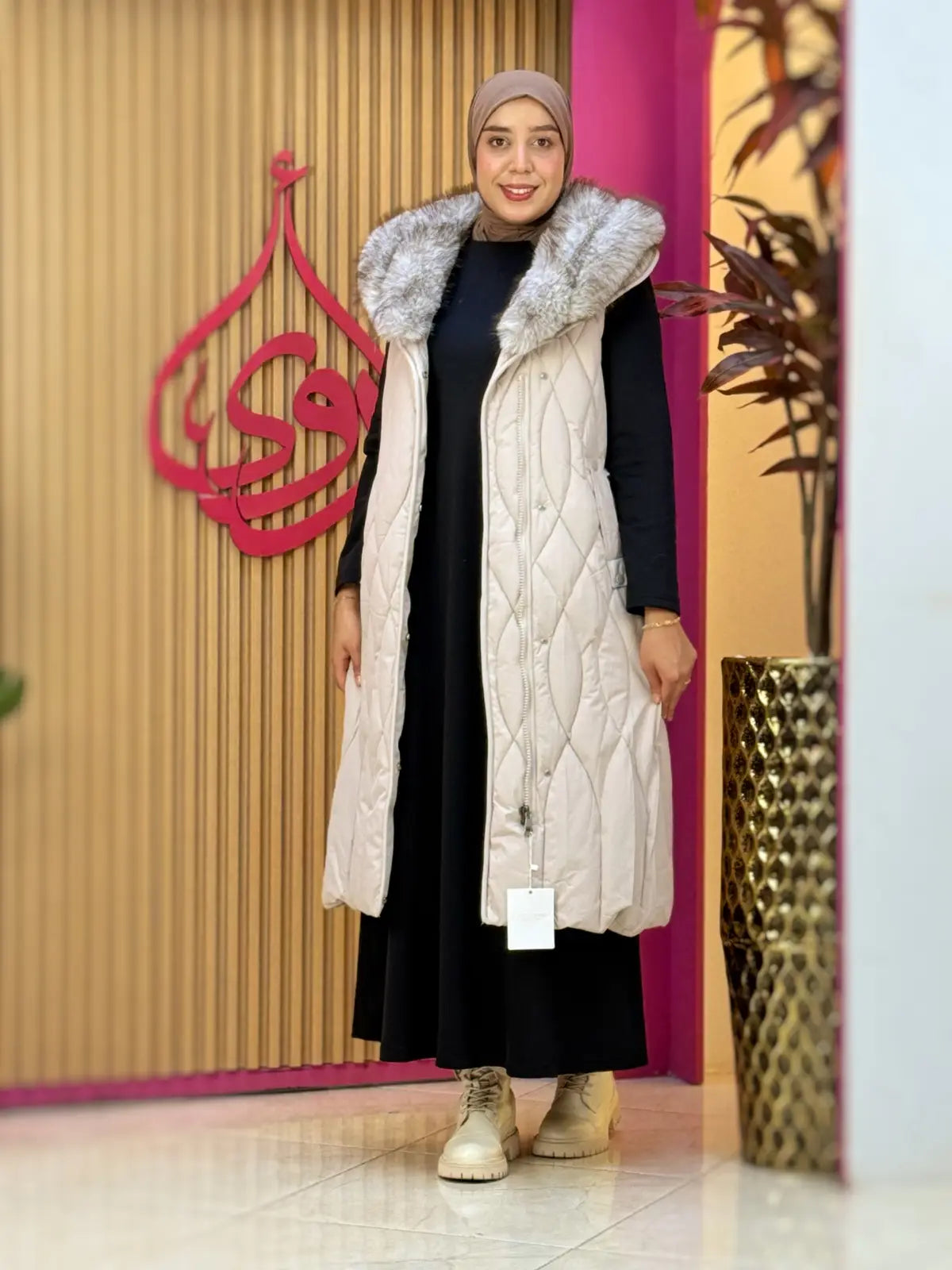 فستان بازيك أسود