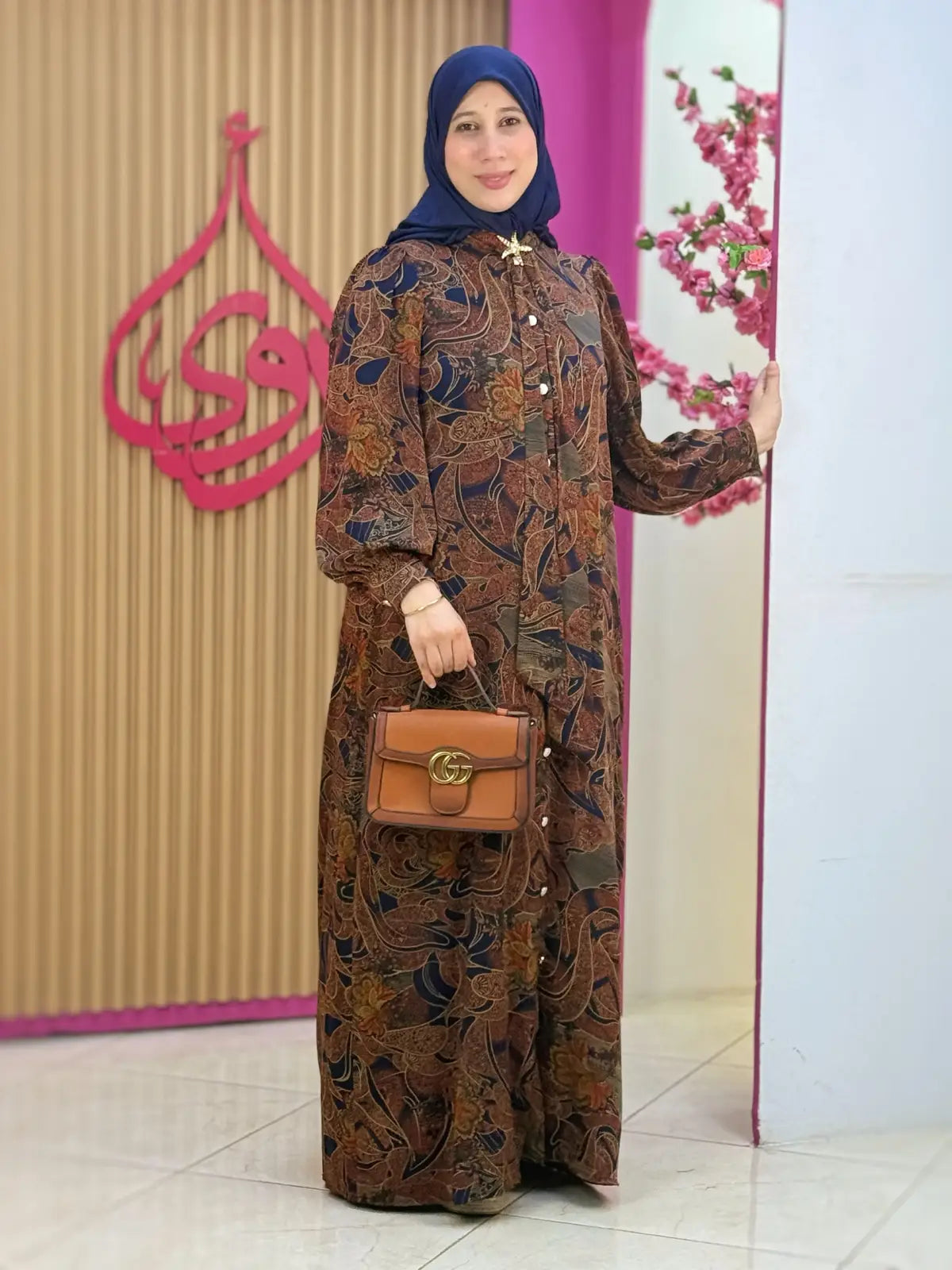 فستان راوية بني