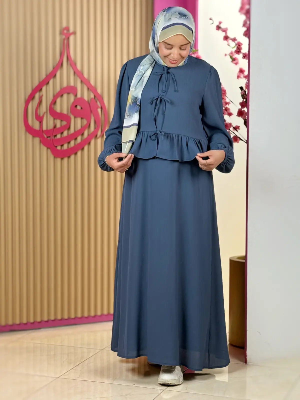 فستان أسيل بيترولي