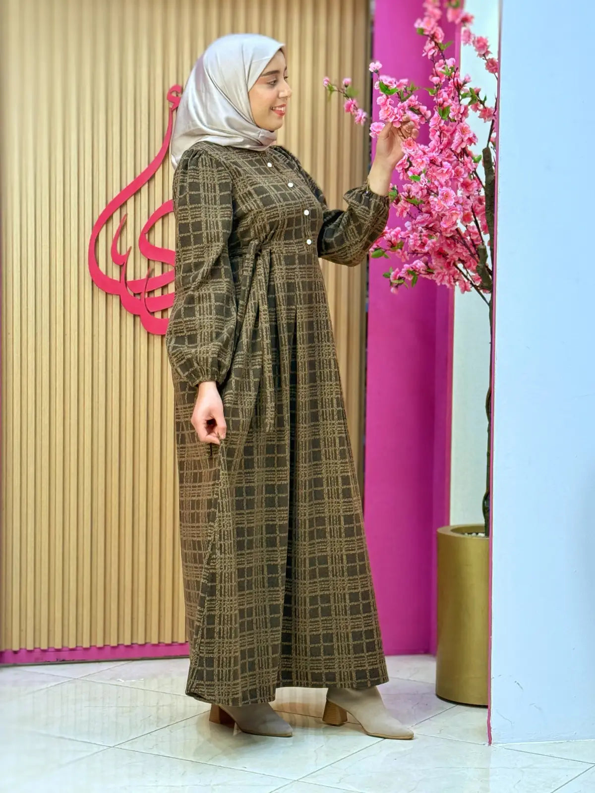 فستان دفئ بني