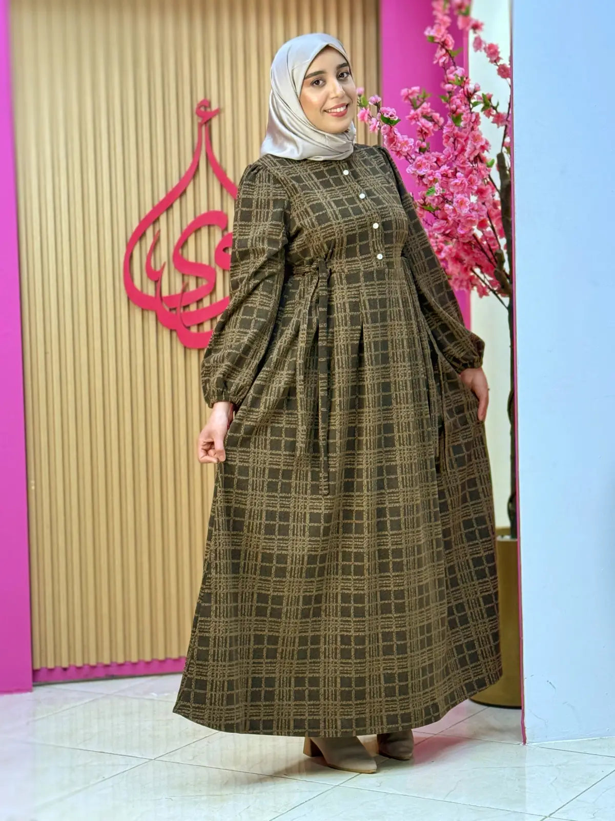 فستان دفئ بني