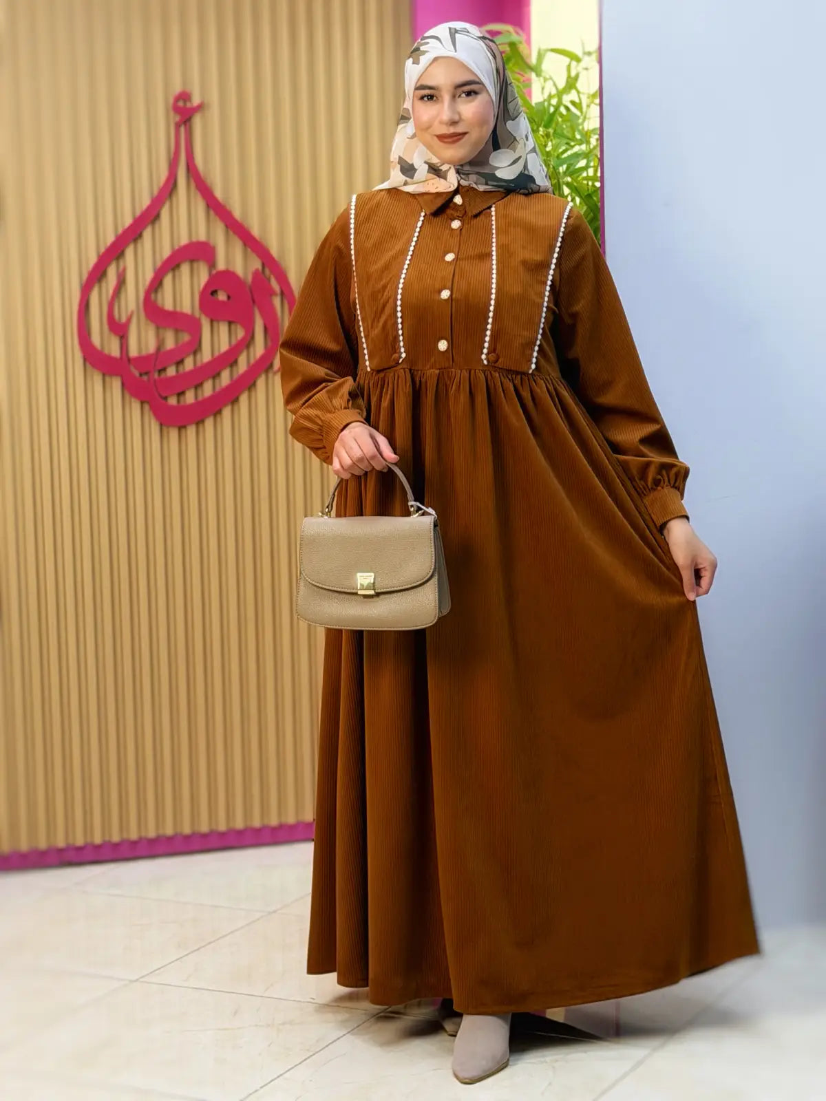 فستان وصال كاميل