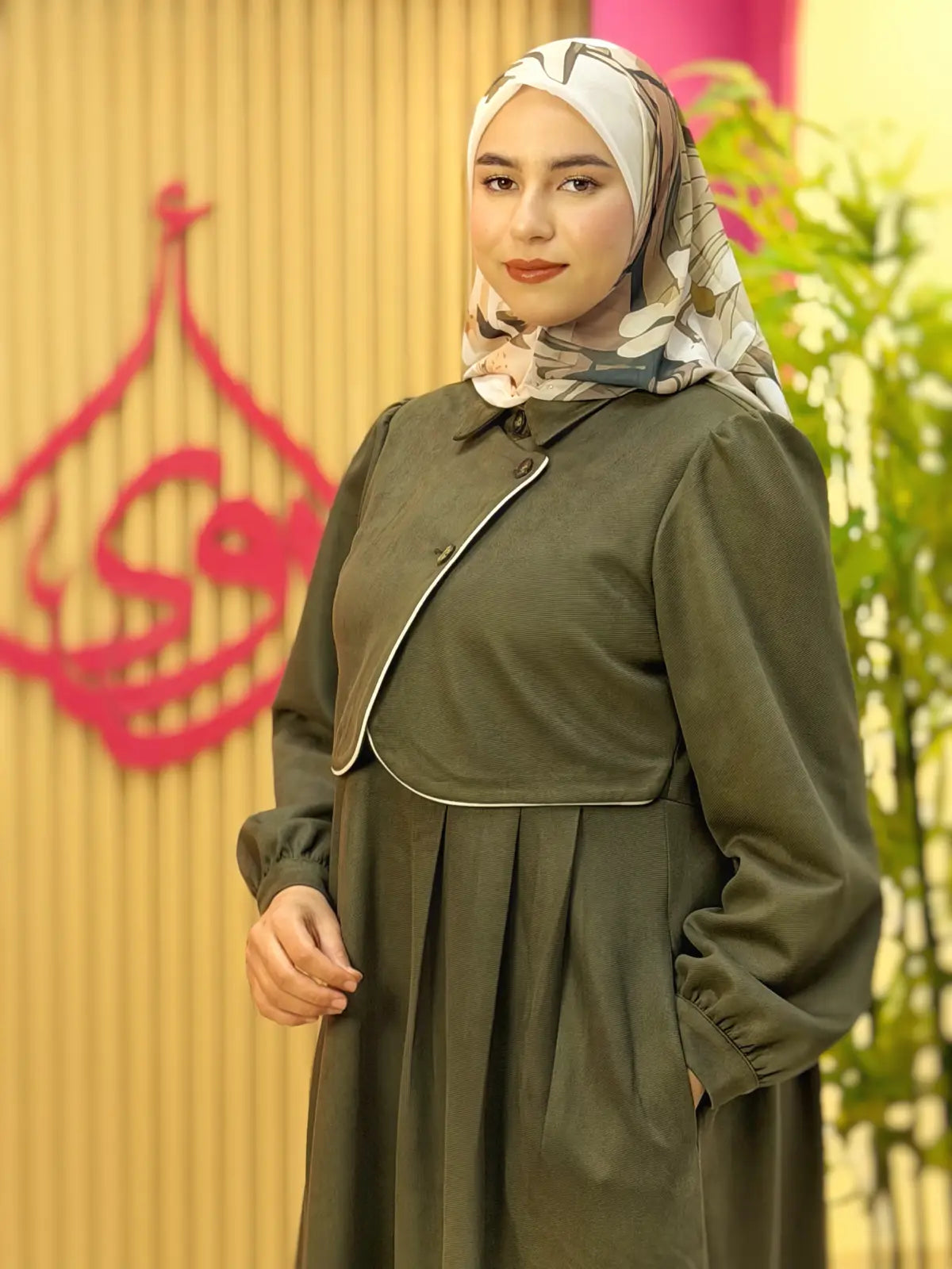 فستان طيب زيتوني