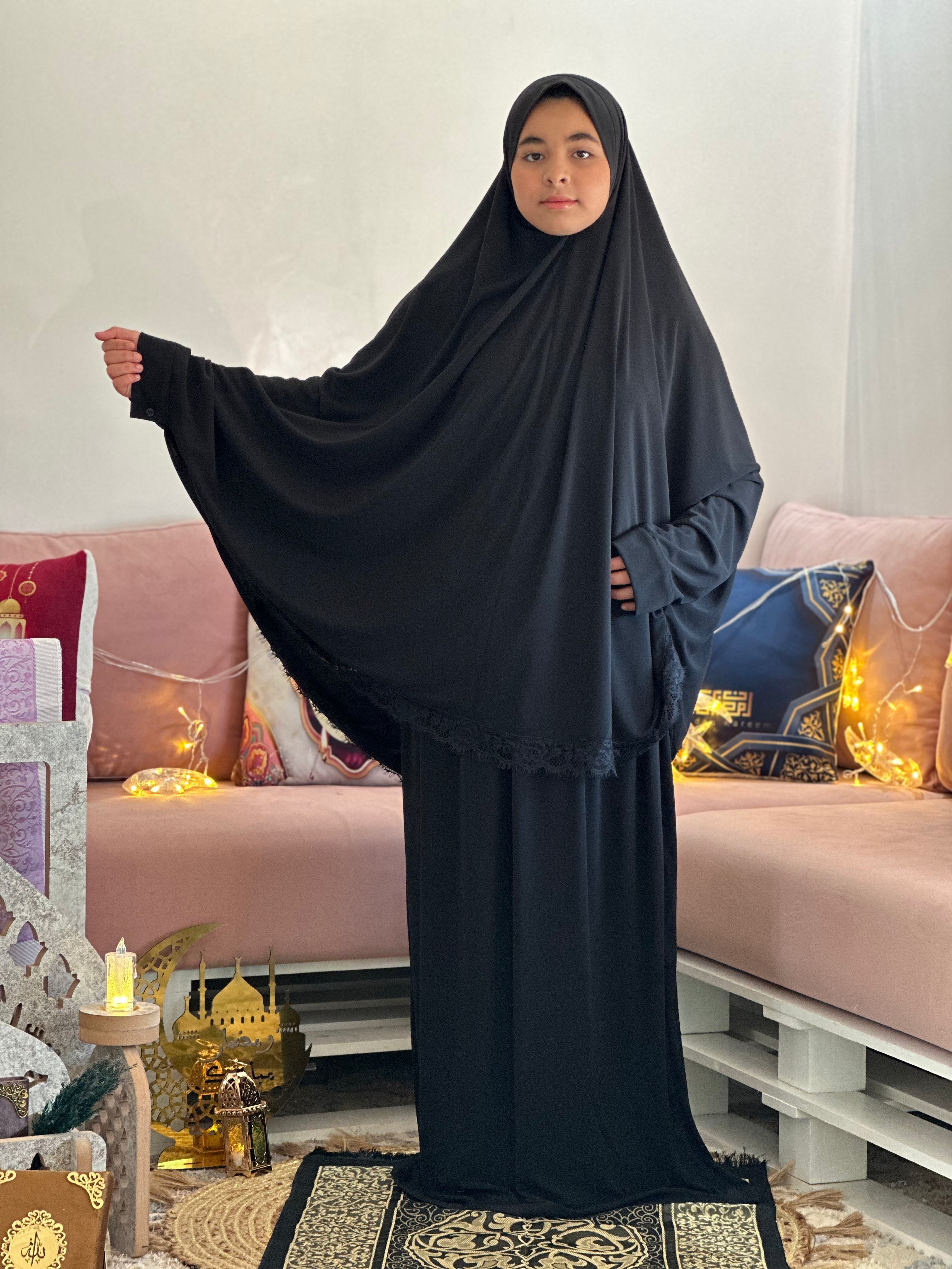 ABAYA SALAT MALAK