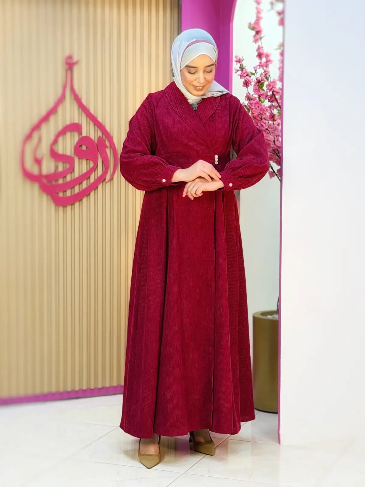 فستان حنين كرونة