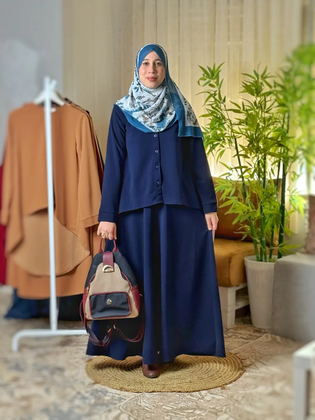 طقم وقار أزرق غامق