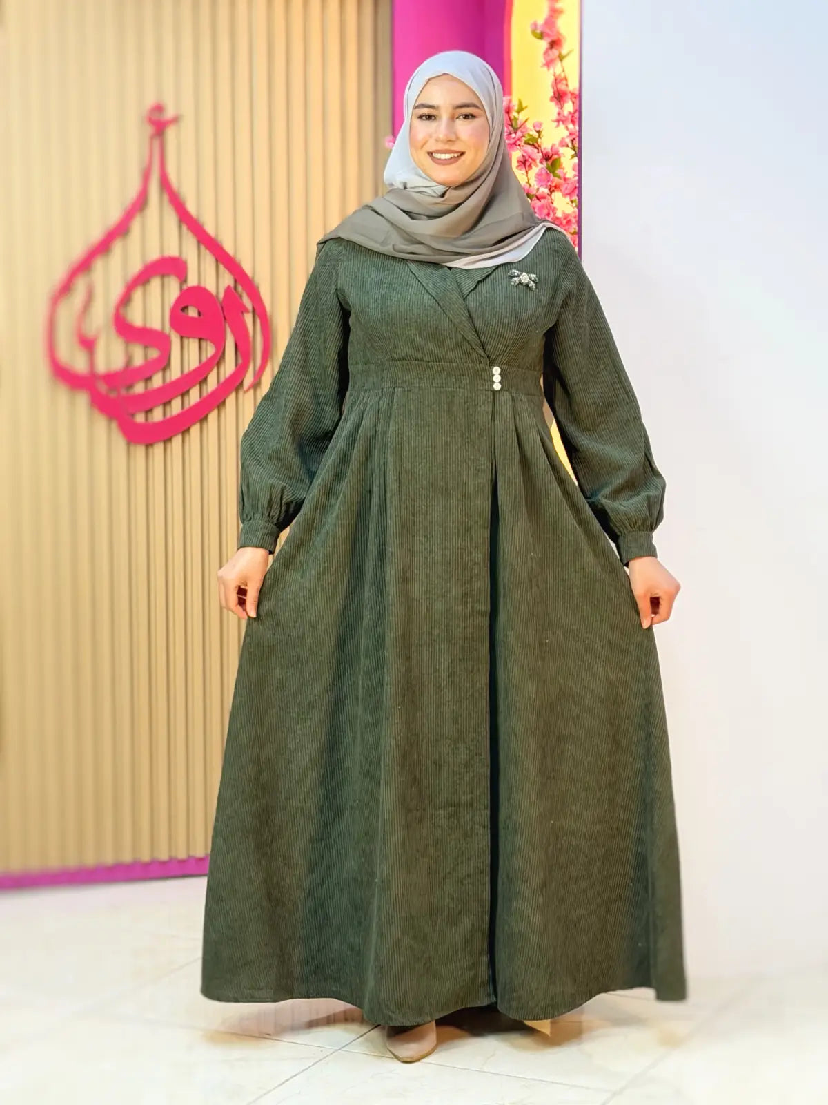 فستان حنين أخضر