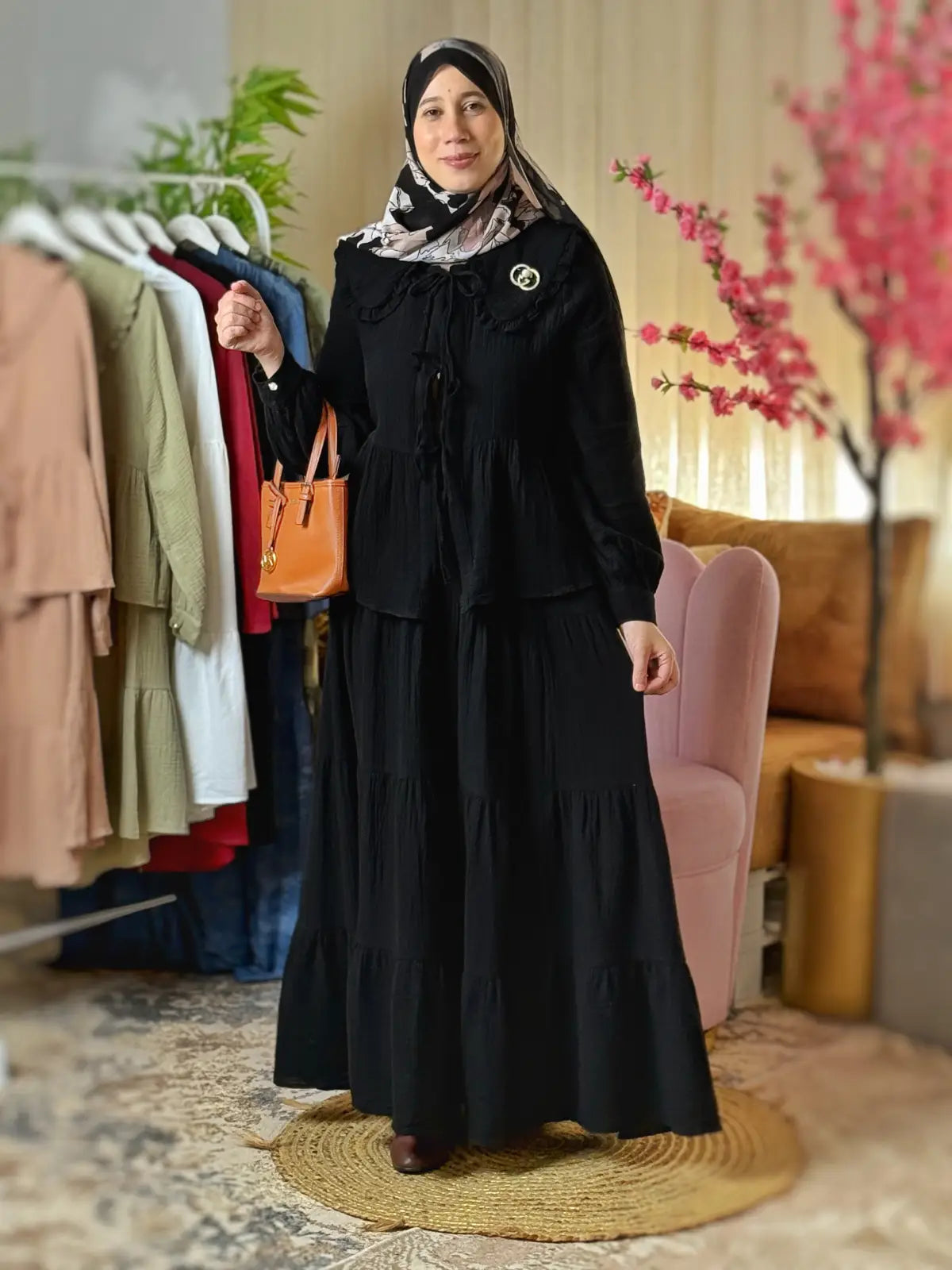 طقم خيال أسود