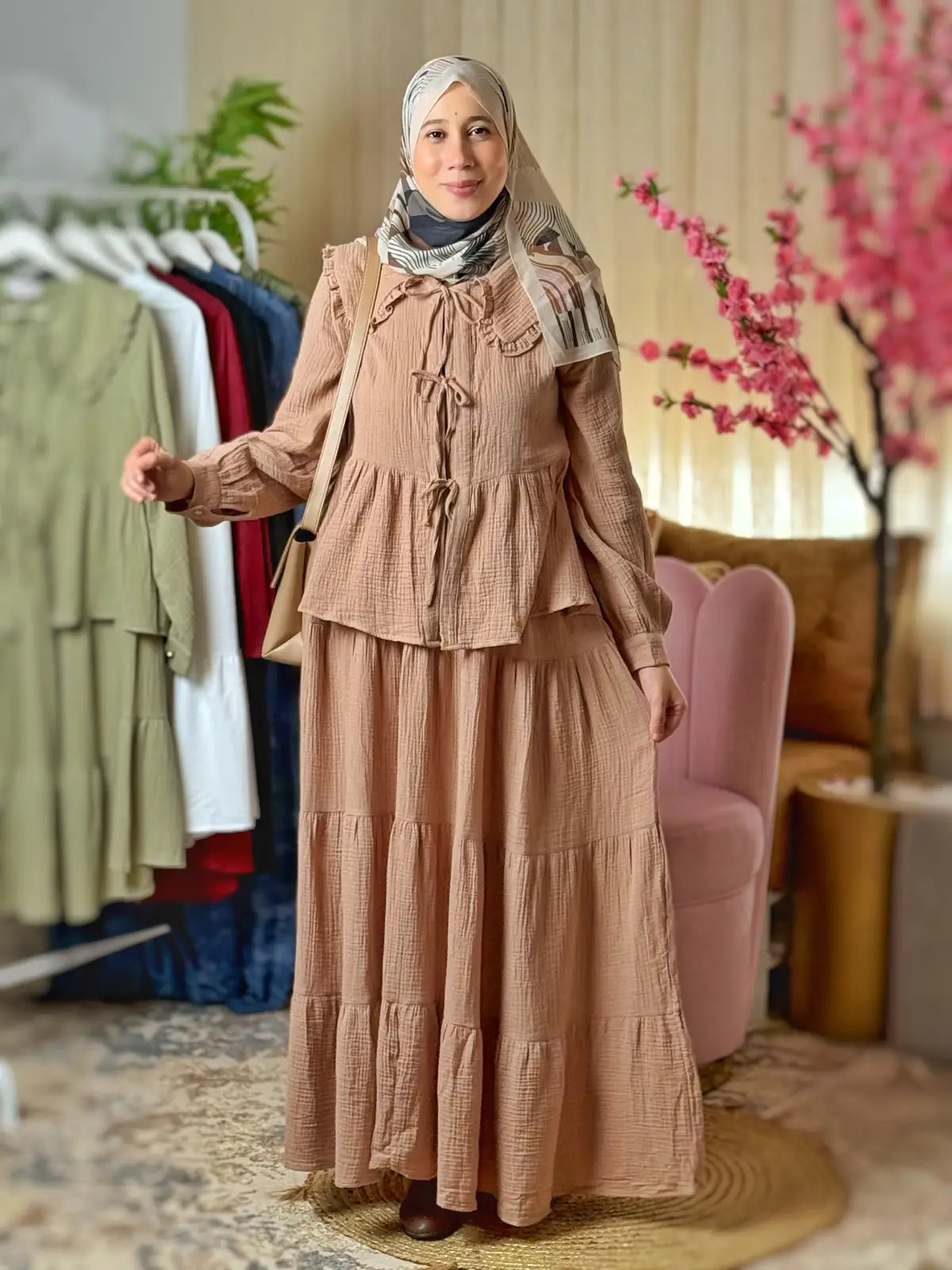 طقم خيال بيج