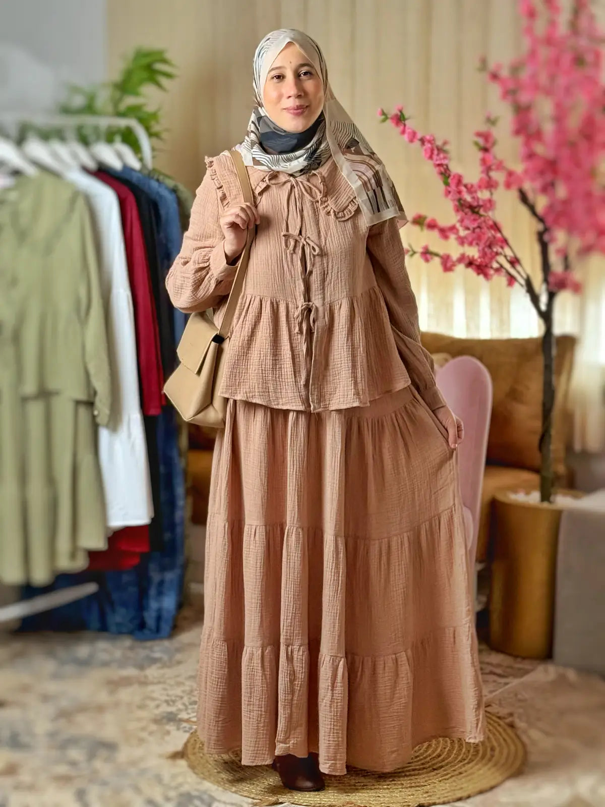 طقم خيال بيج