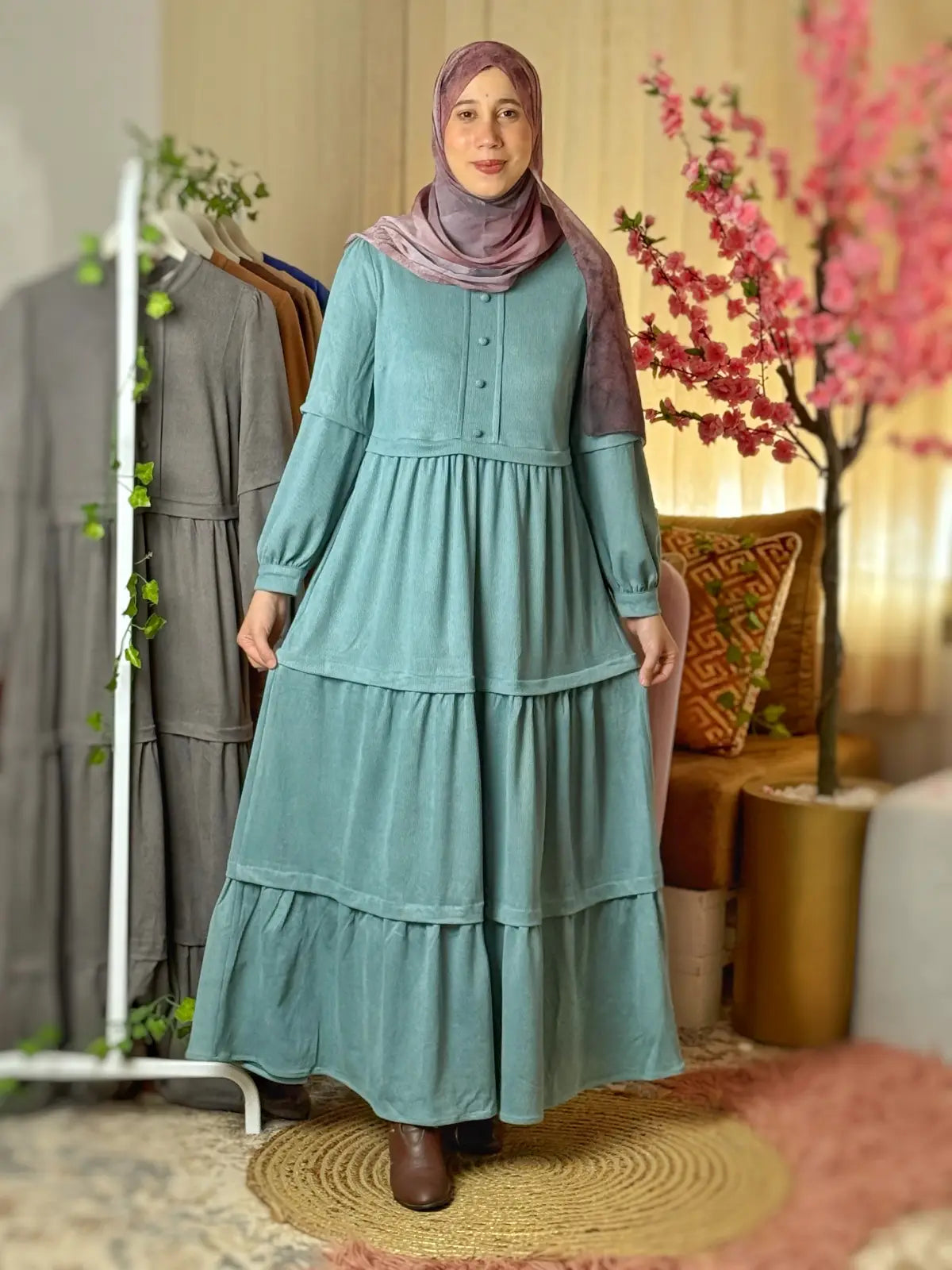 فستان ندى أزرق مائي