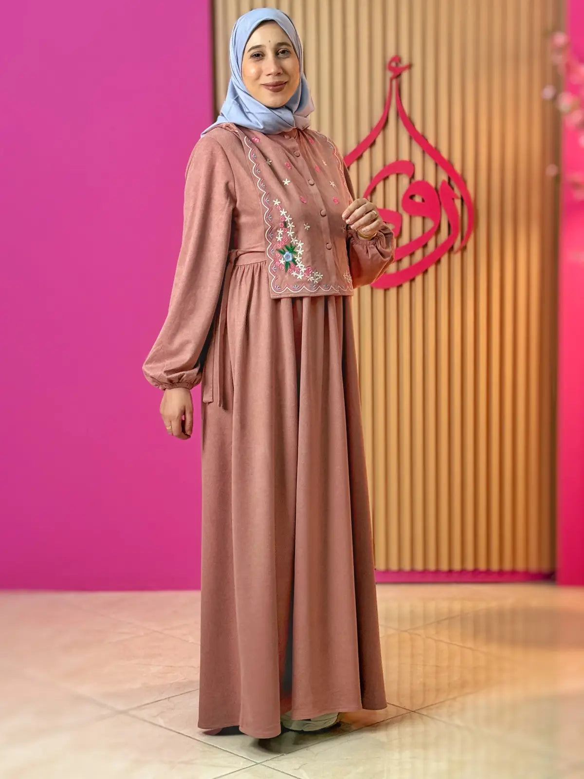 فستان ريمي وردي