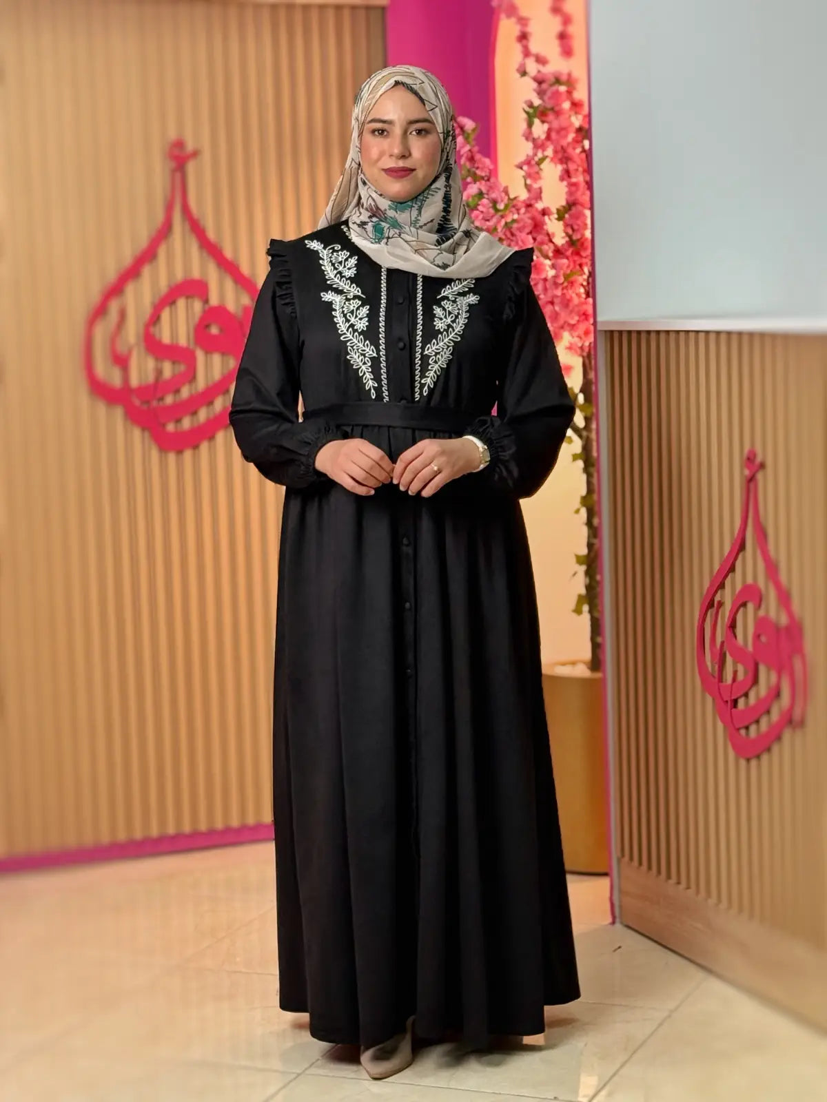 فستان سيرين أسود