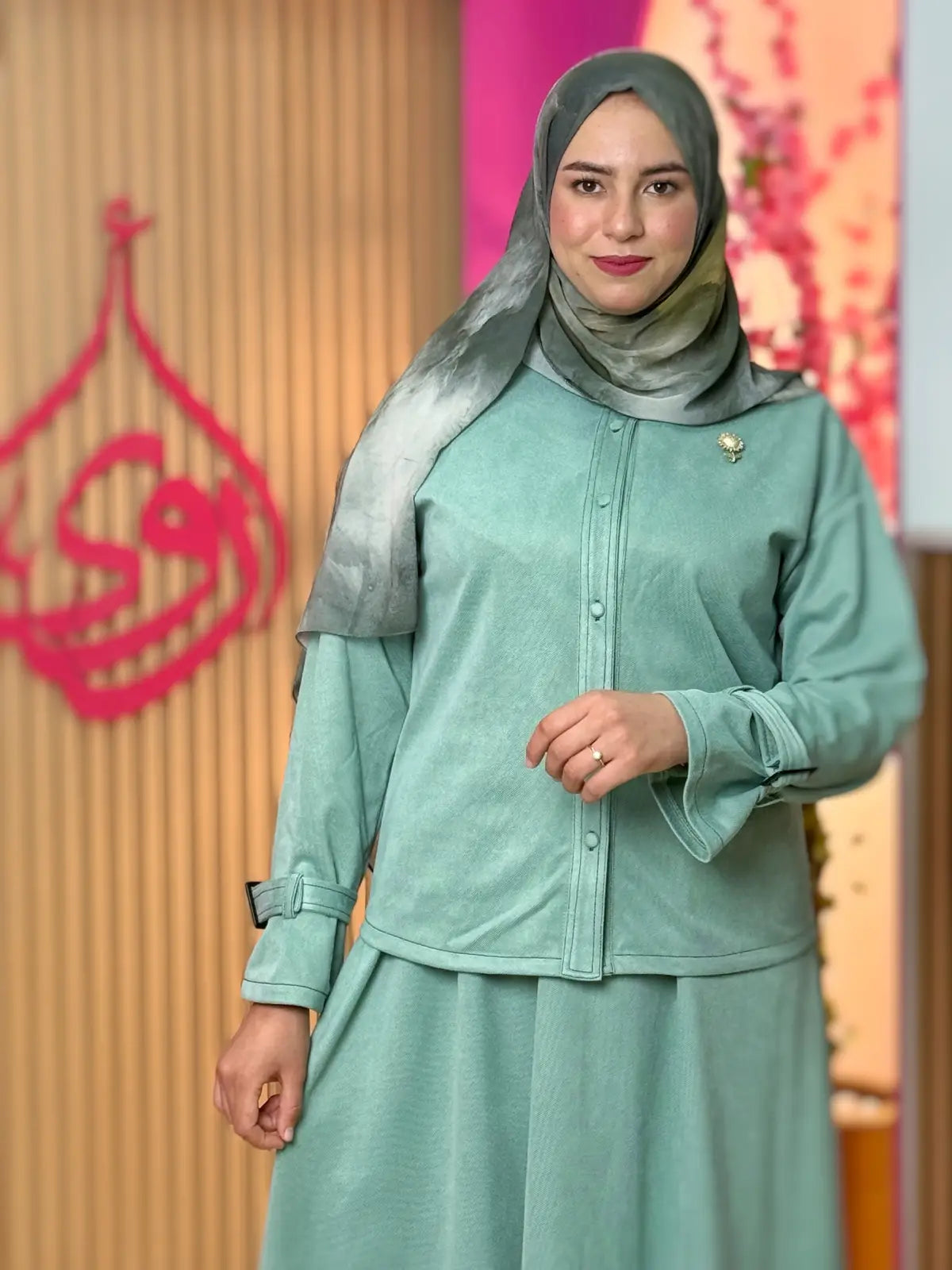 طقم تولين أخضر