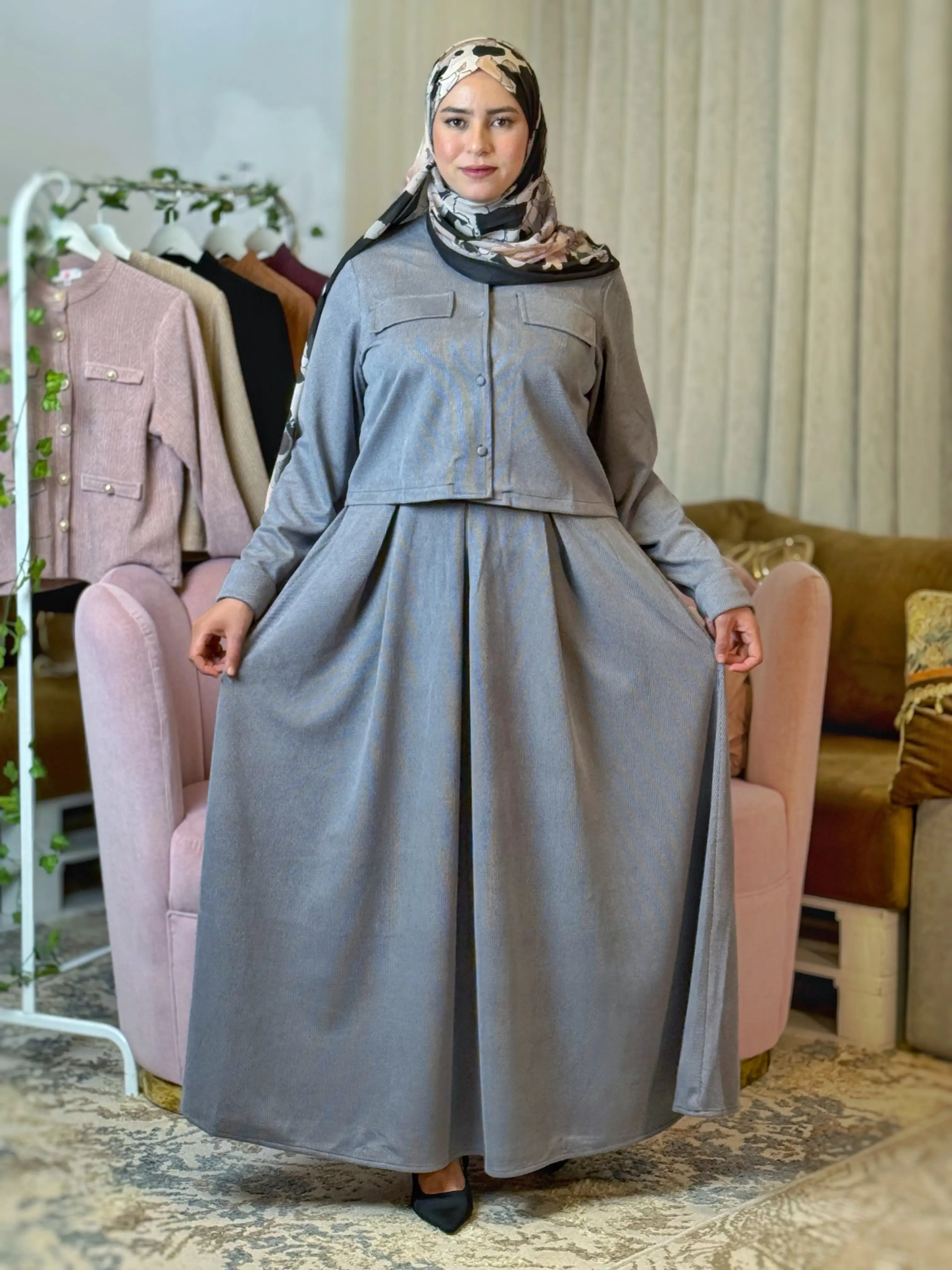 طقم سالي رمادي