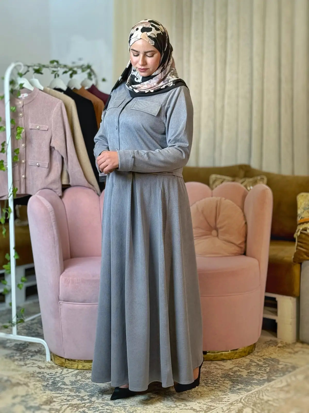 طقم سالي رمادي