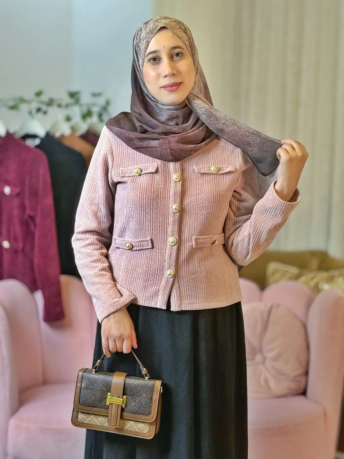 سترة فرح وردي