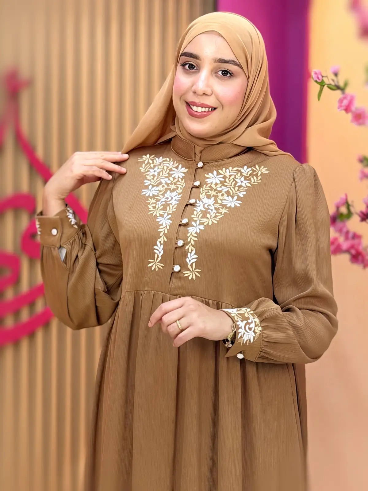 فستان وسام رملي