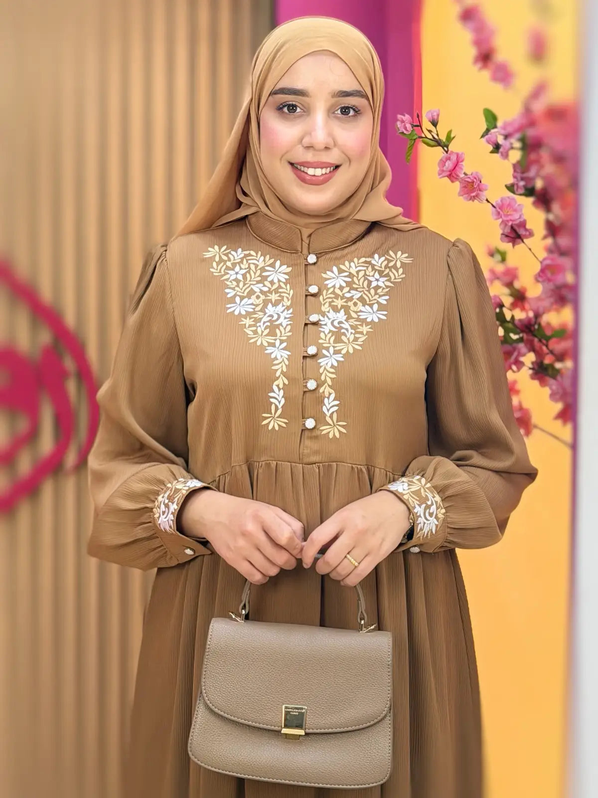 فستان وسام رملي