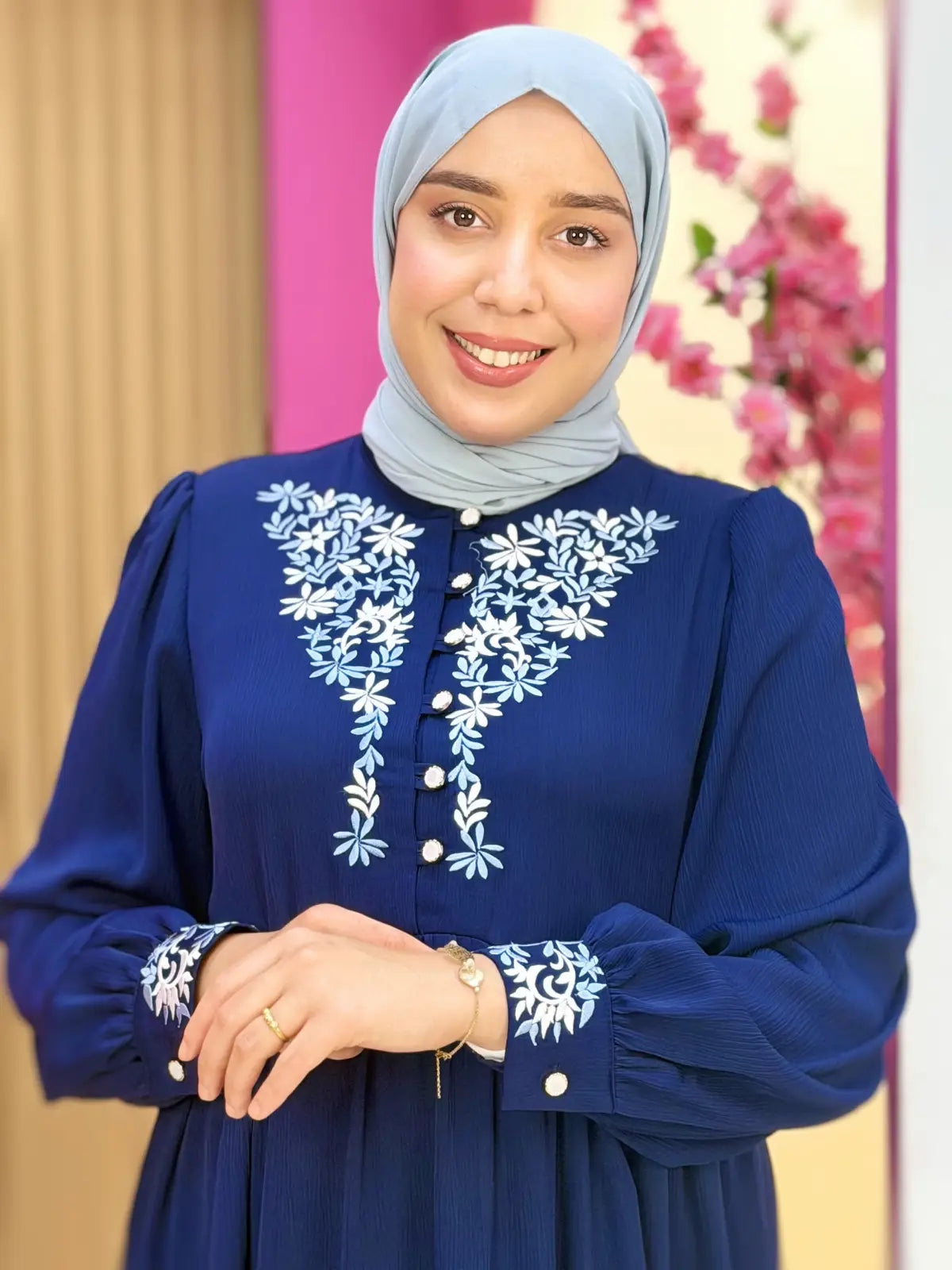 فستان وسام أزرق