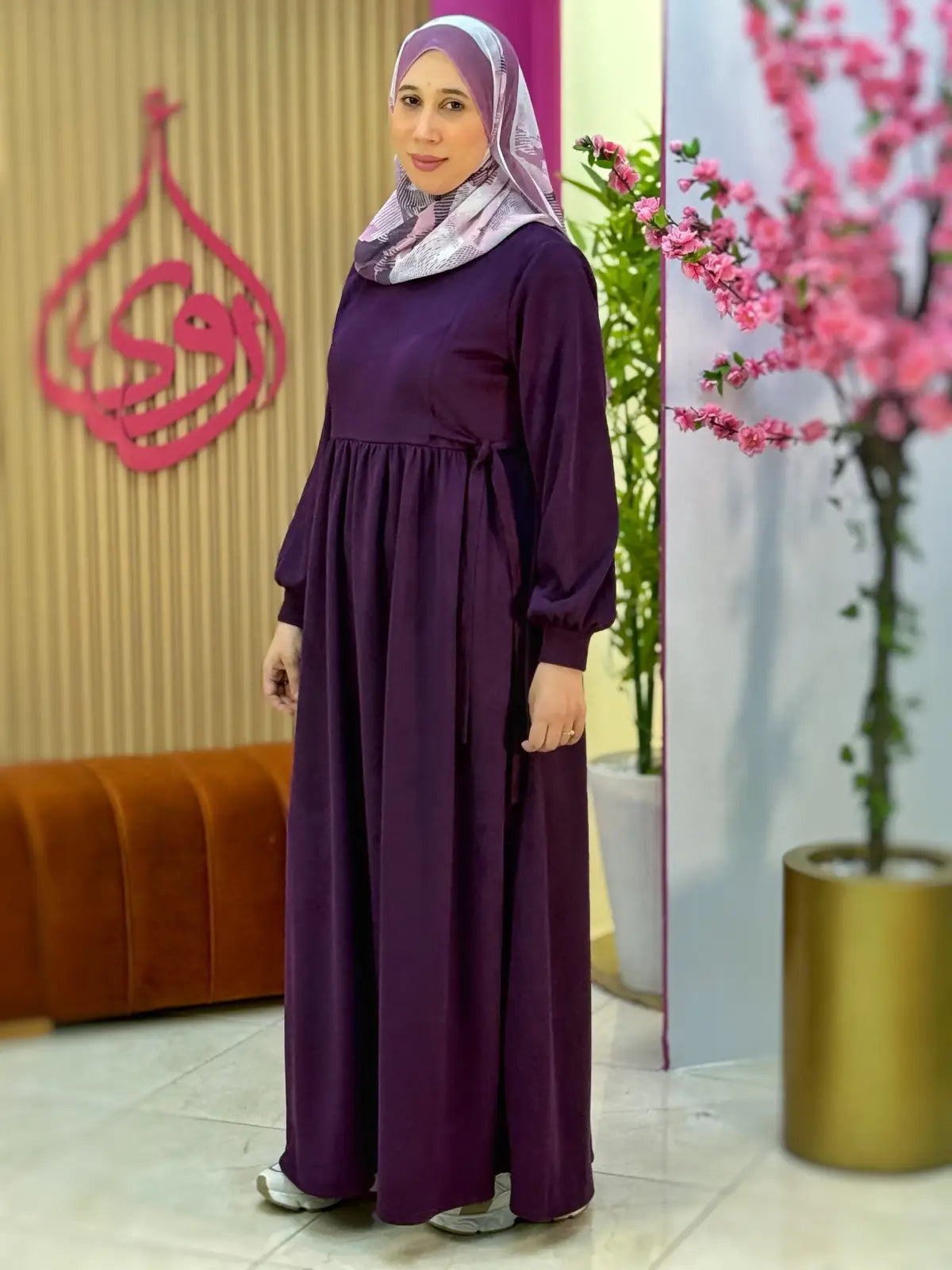 فستان لورا بنفسجي