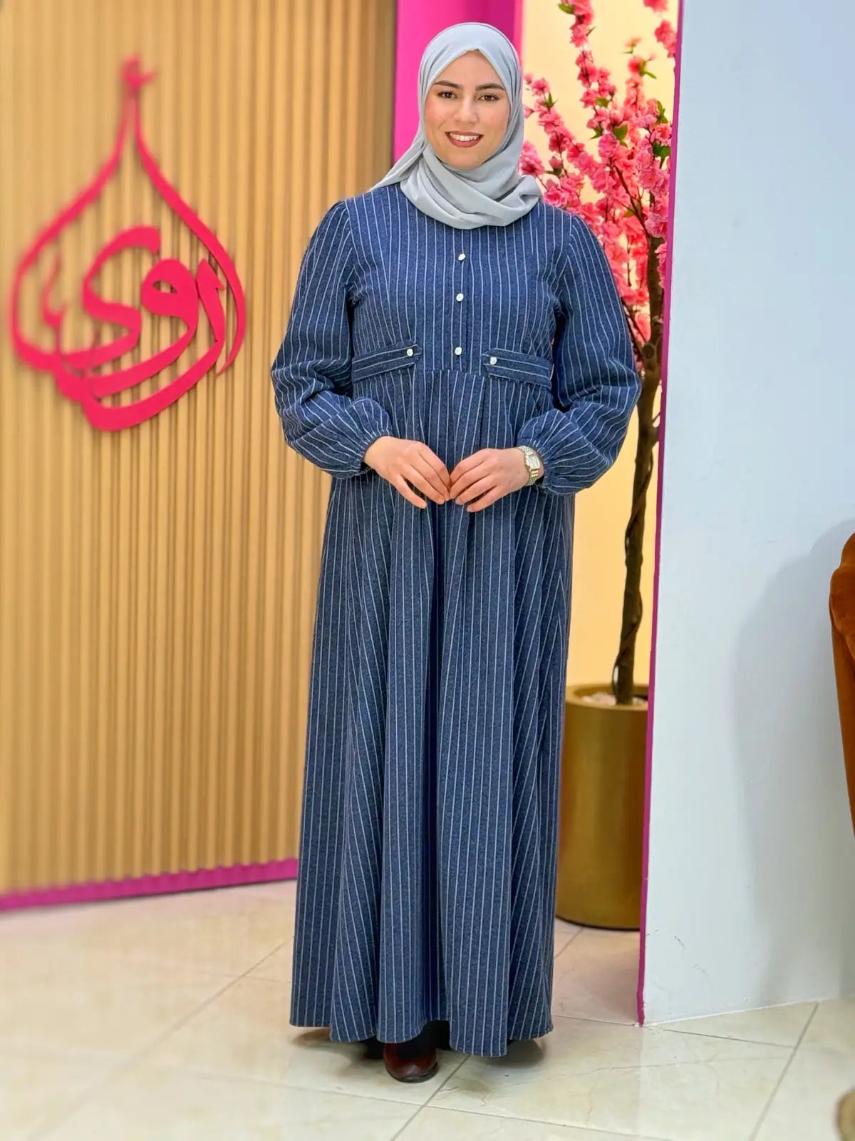 فستان لين أزرق