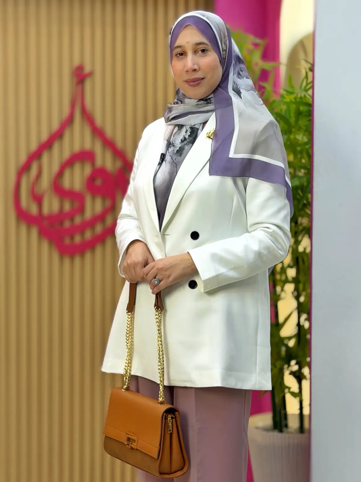 سترة أروى أبيض