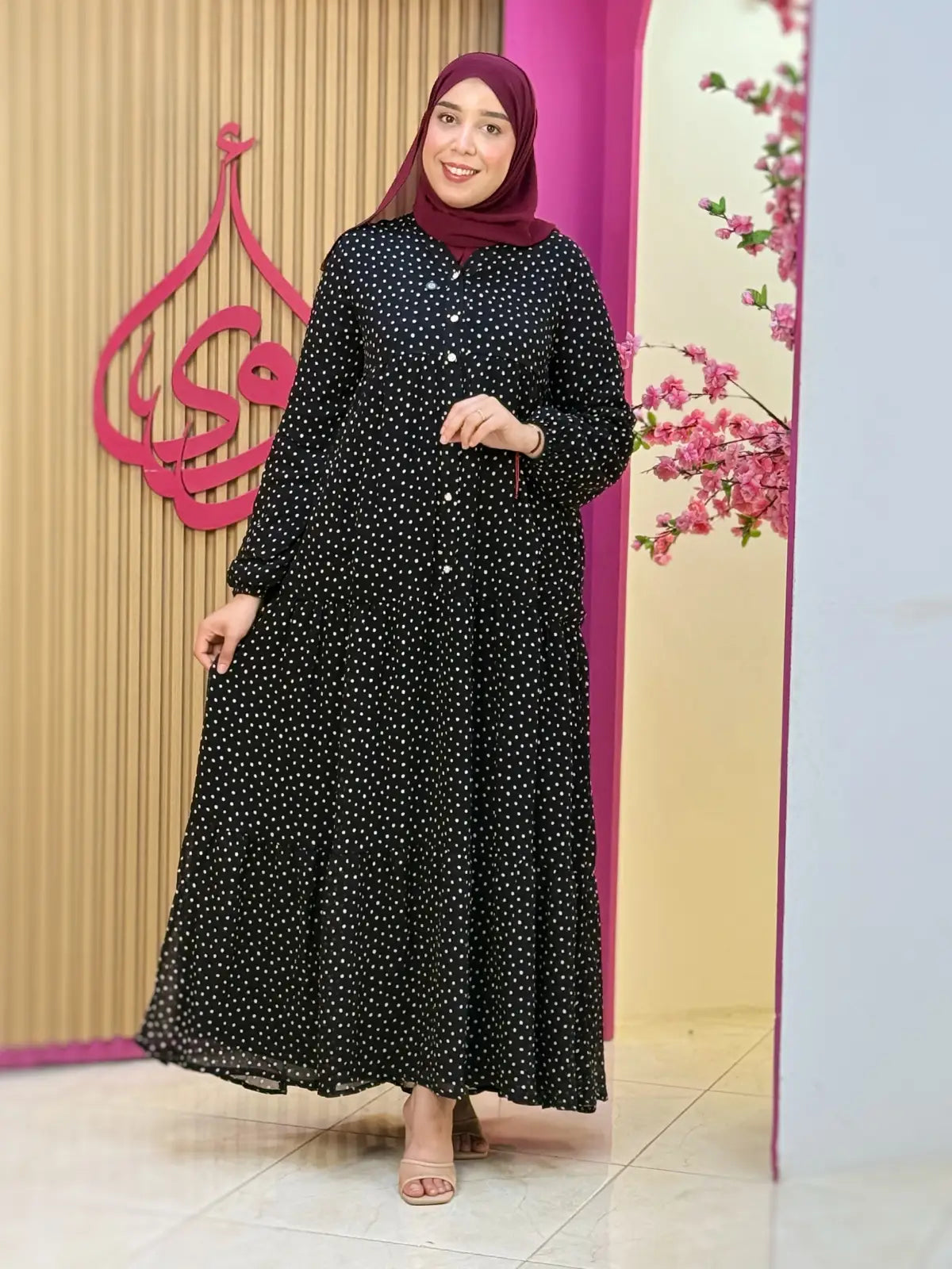 فستان جنة أسود منقط