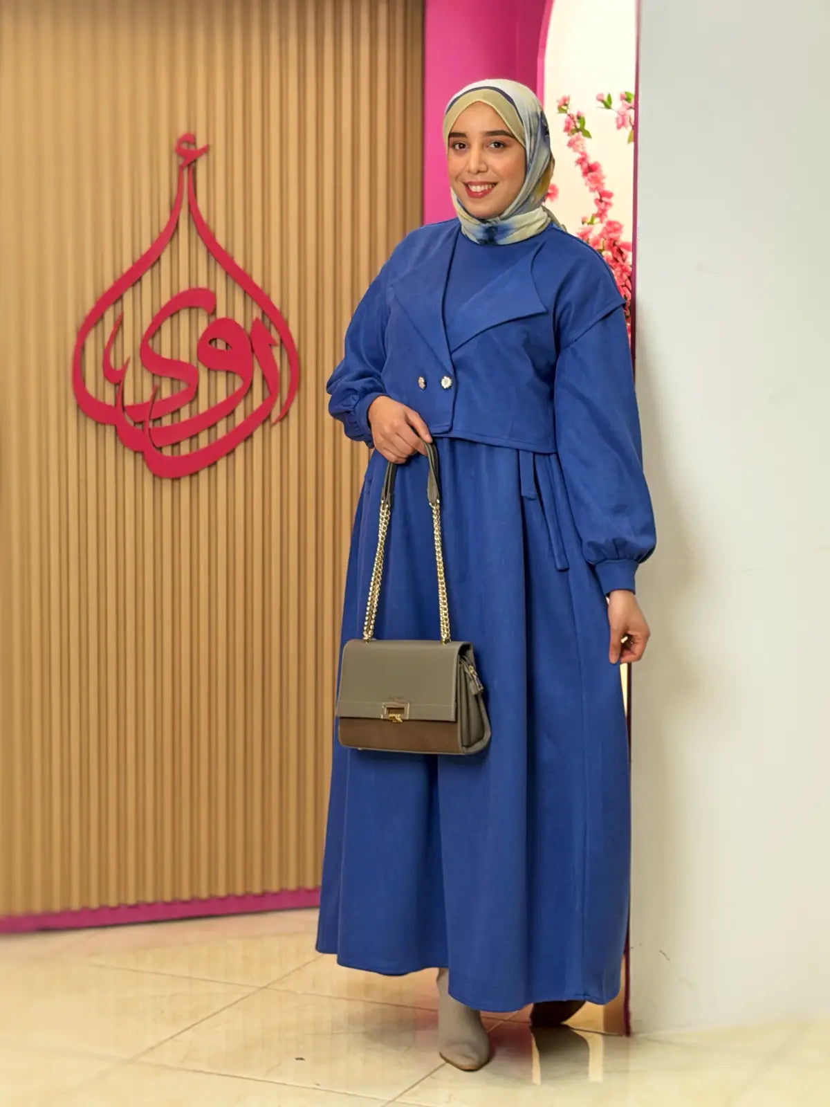 فستان لورا أزرق