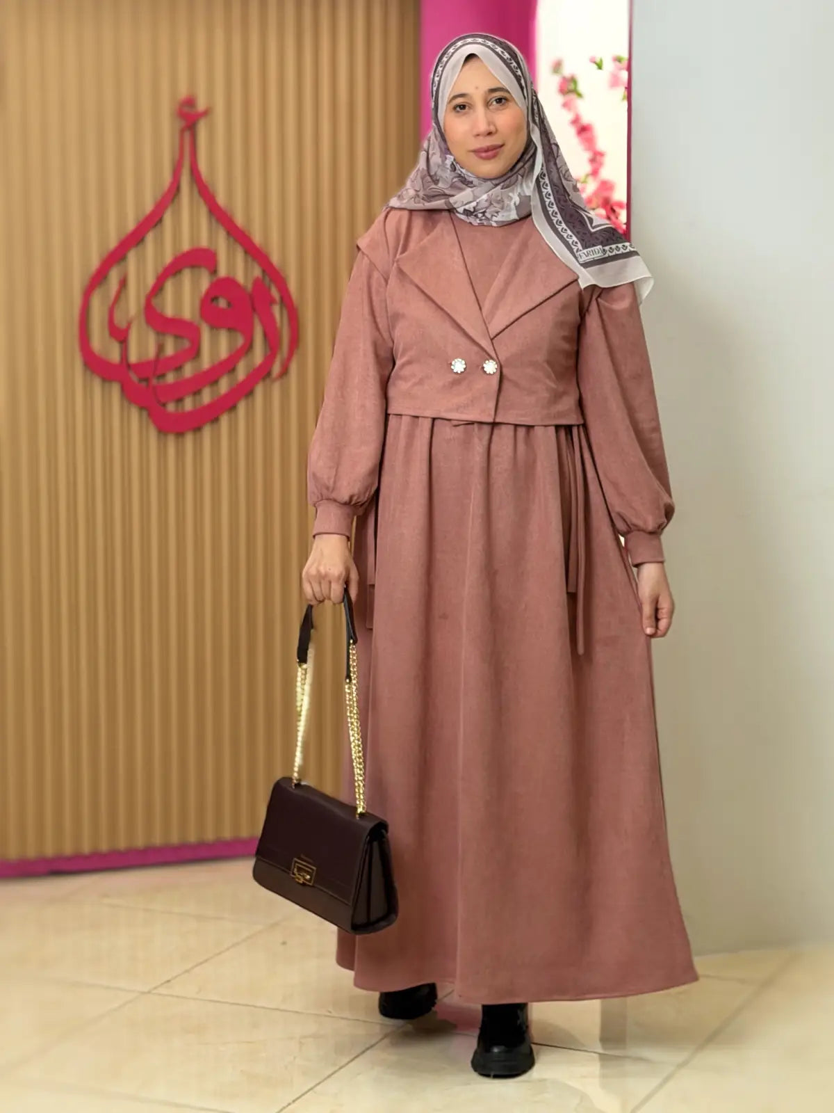 فستان لورا وردي