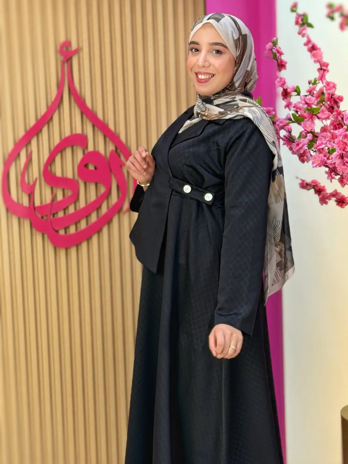 فستان ميرا أسود