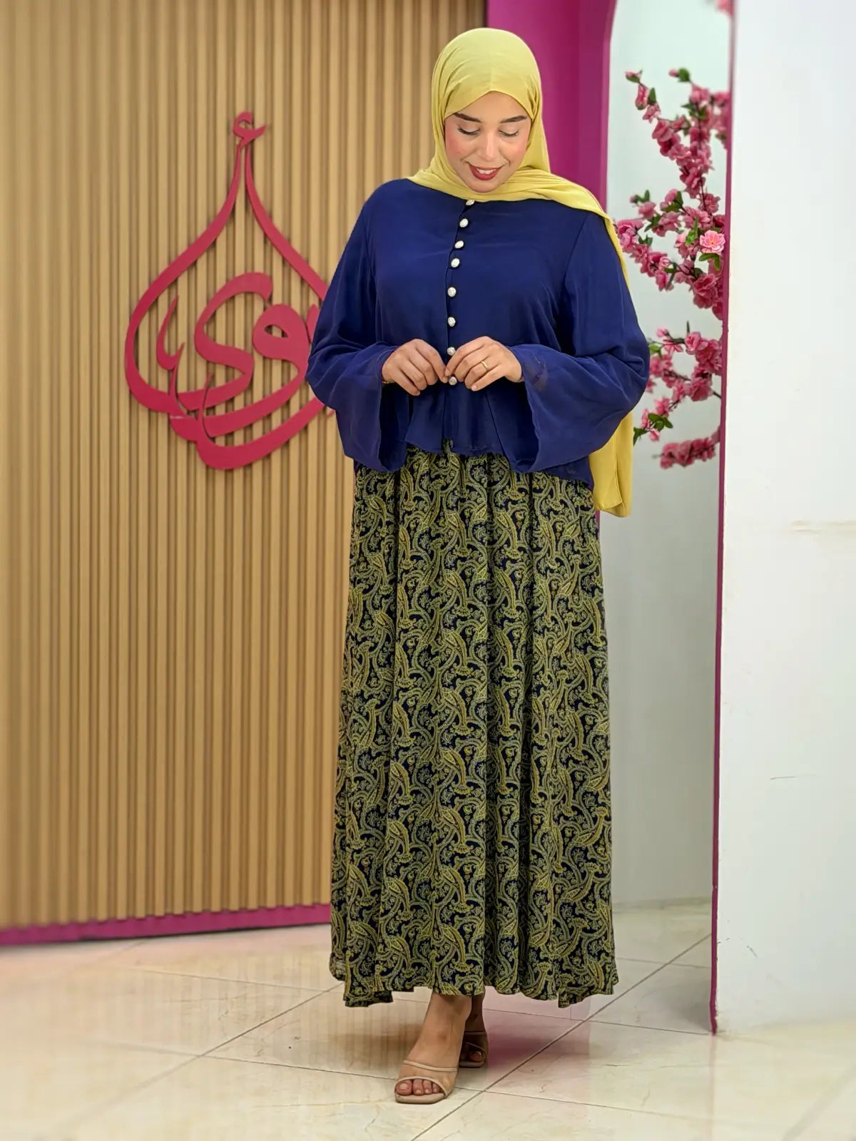 تنورة ابتهال مارين
