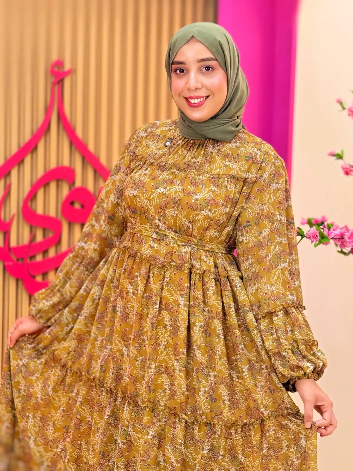 فستان روح قرفي