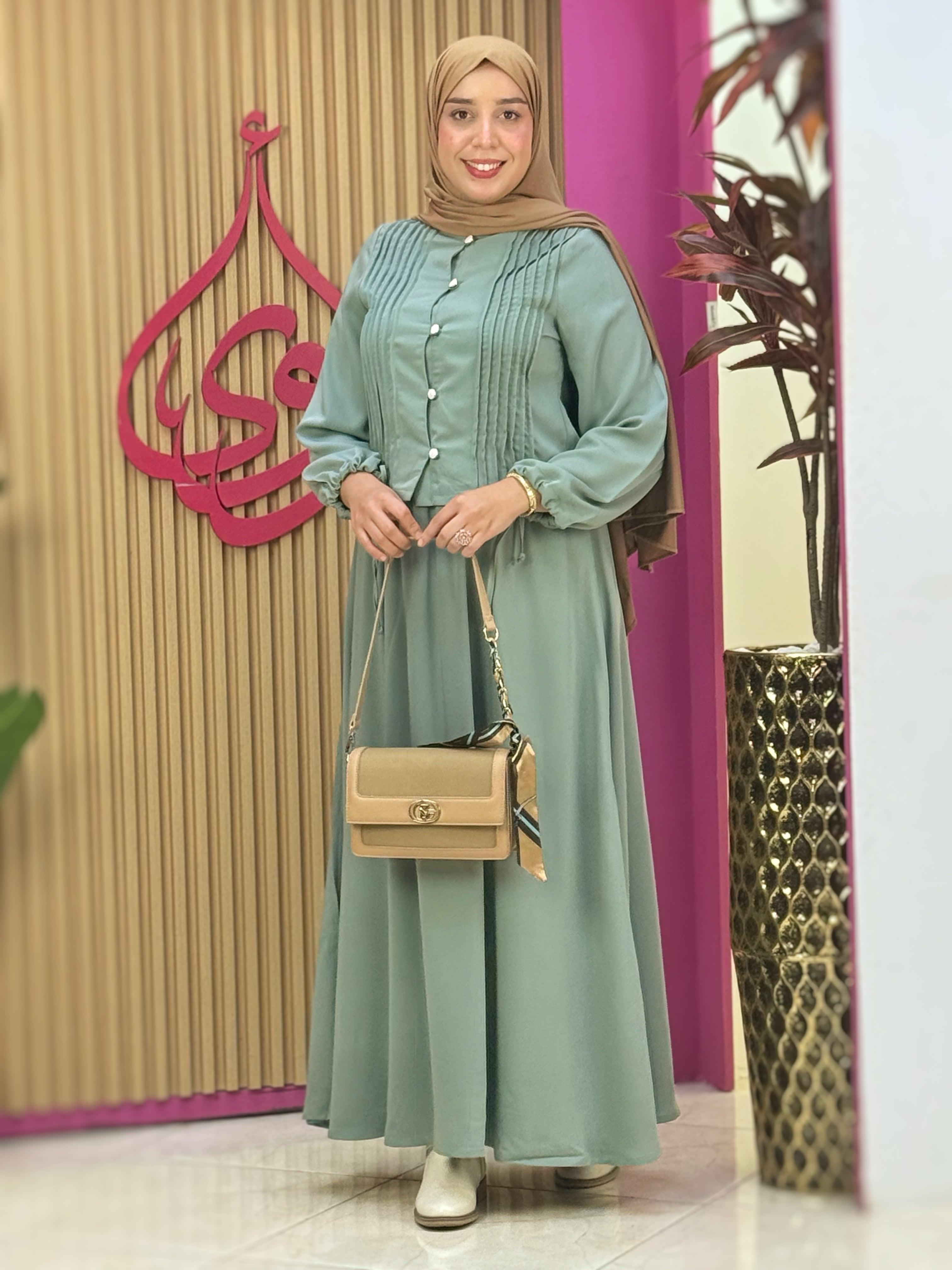 طقم نور أخضر