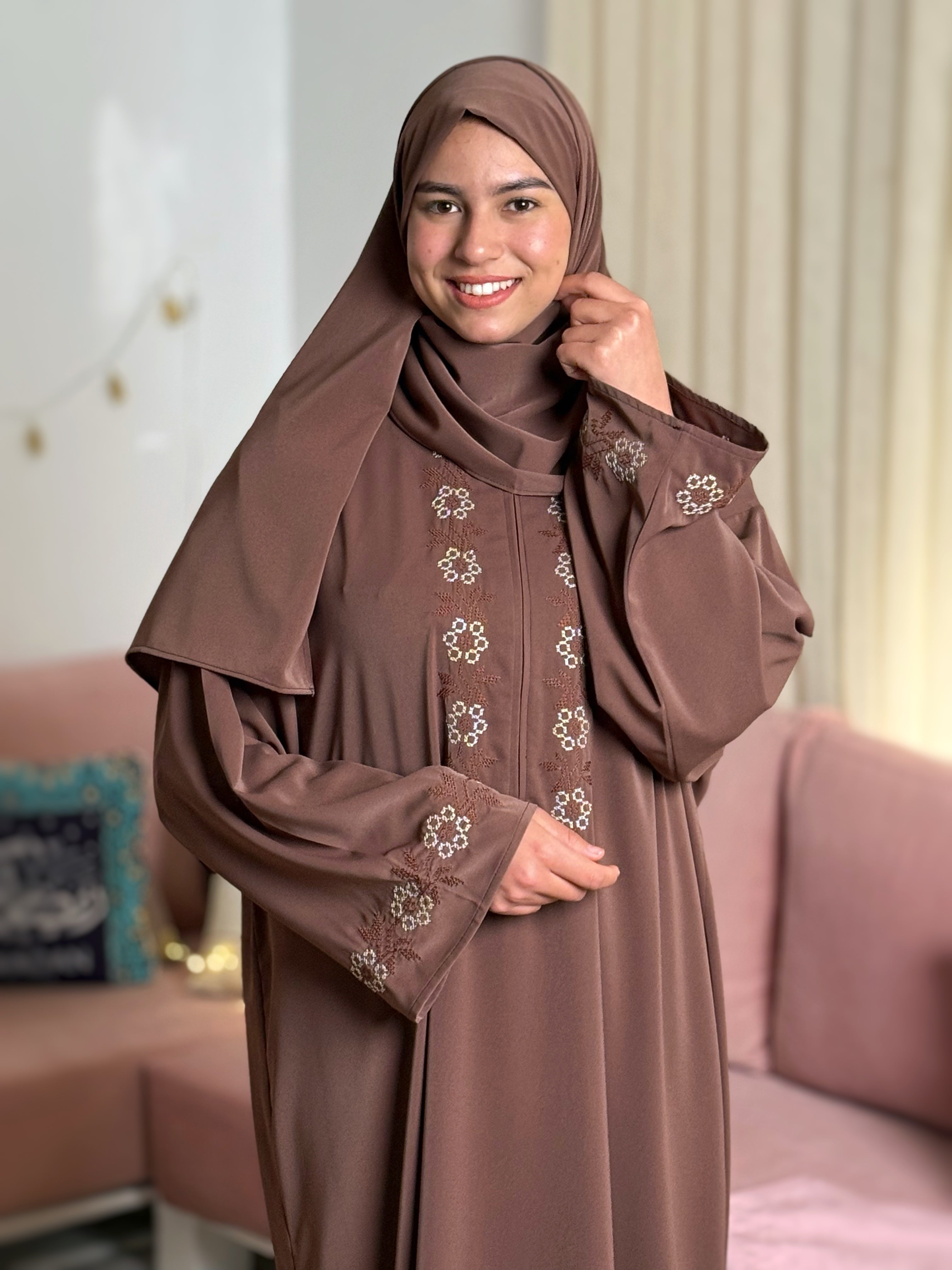 عباية الصلاة حفصة شكلاطي