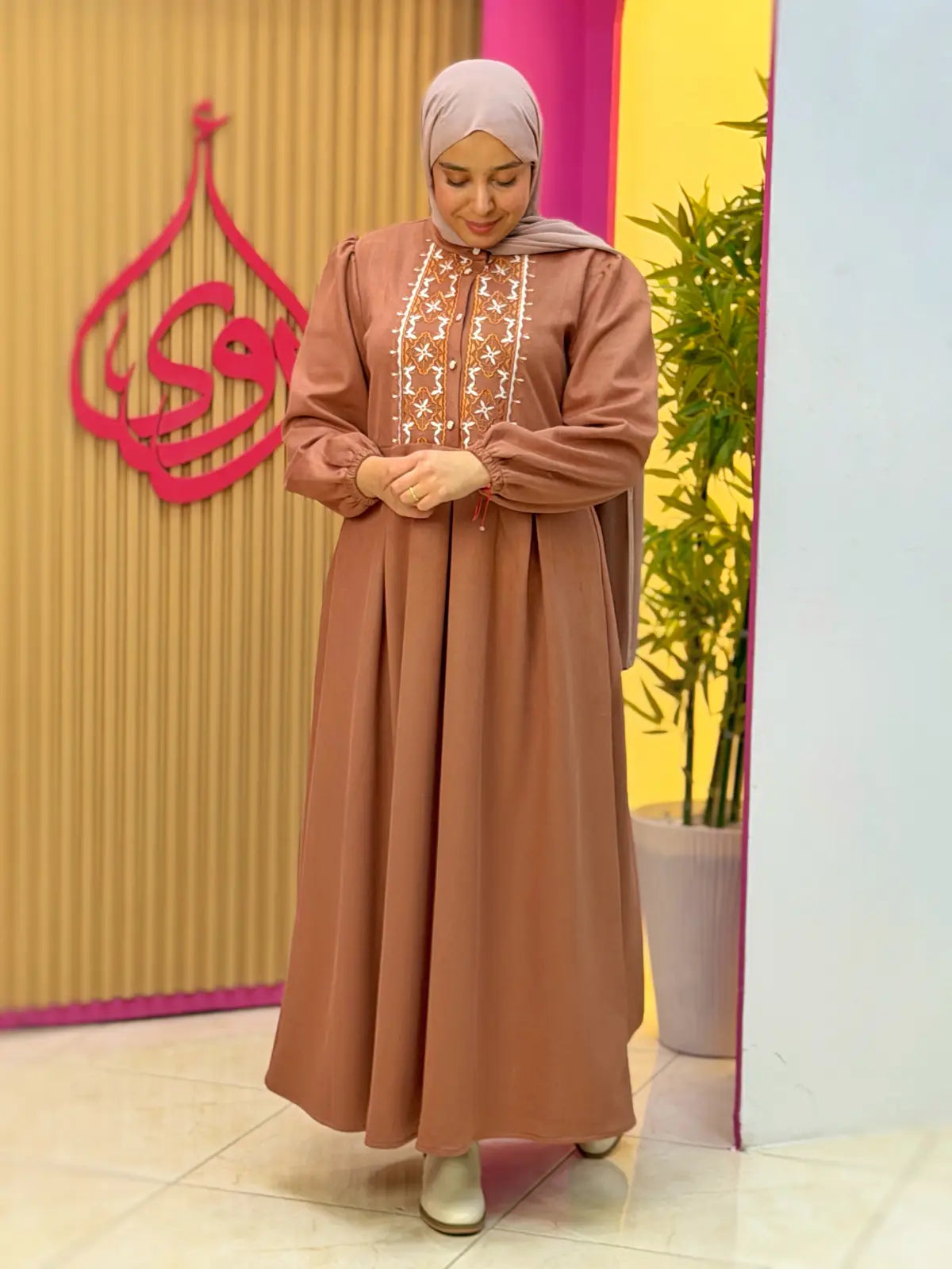 فستان خنساء خوخي