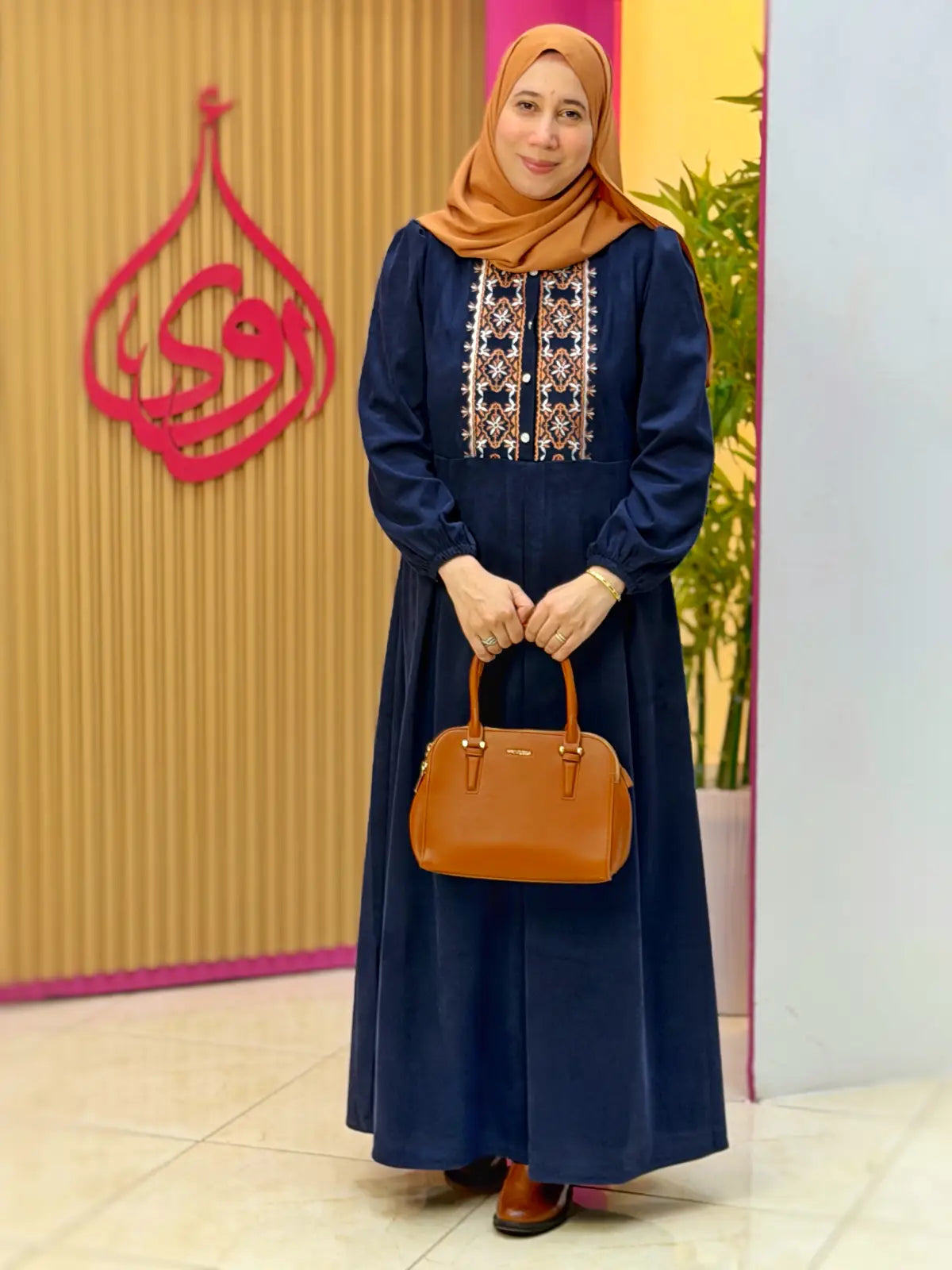 فستان خنساء أزرق