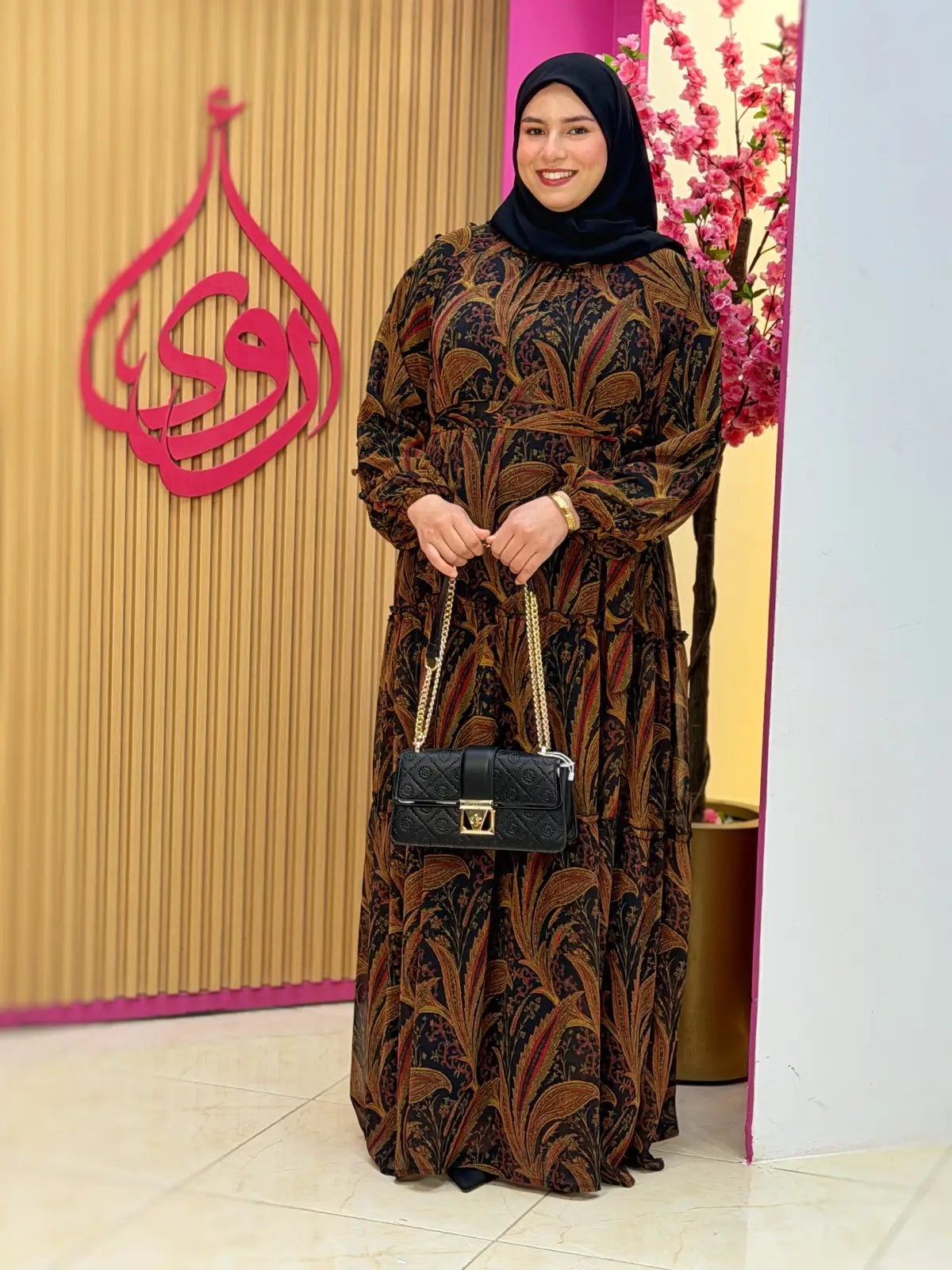 فستان إيلاف أسود