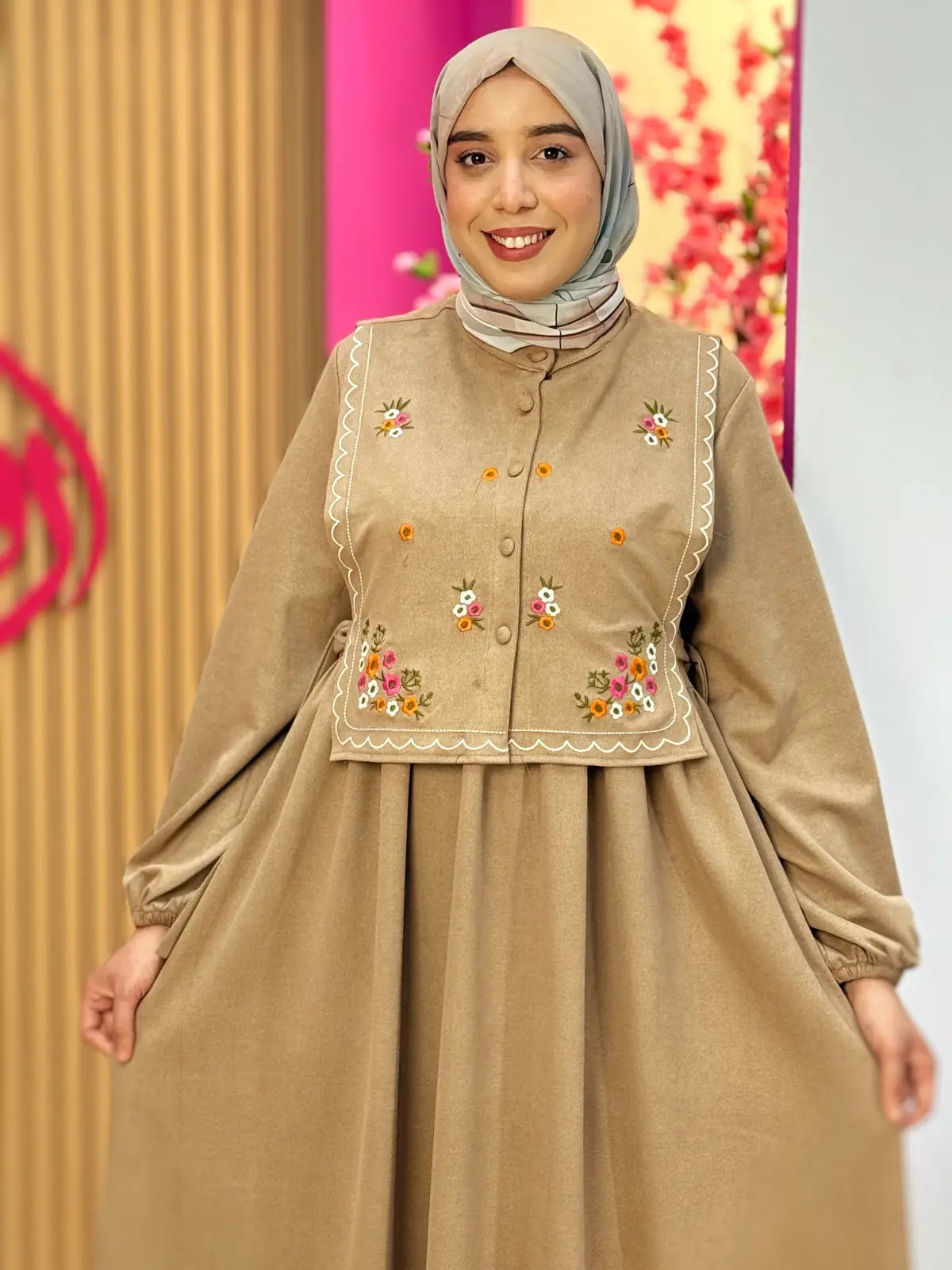 فستان ريمي بيج