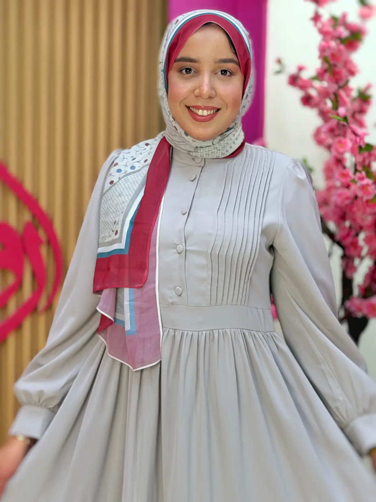 فستان نور رمادي