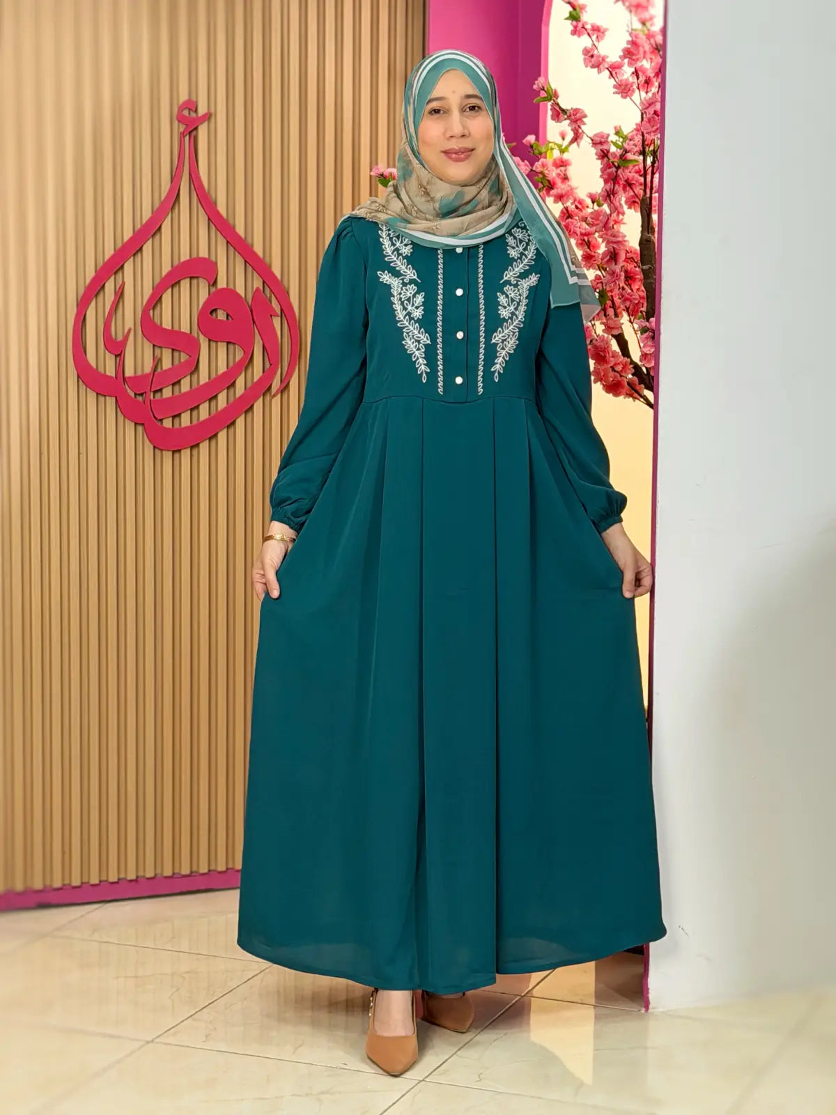 فستان سيرين أخضر