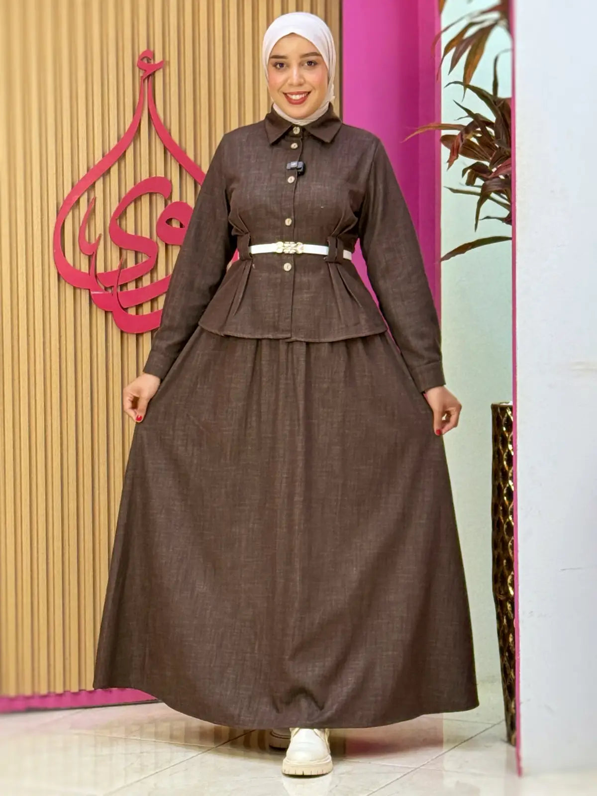 طقم أية بني