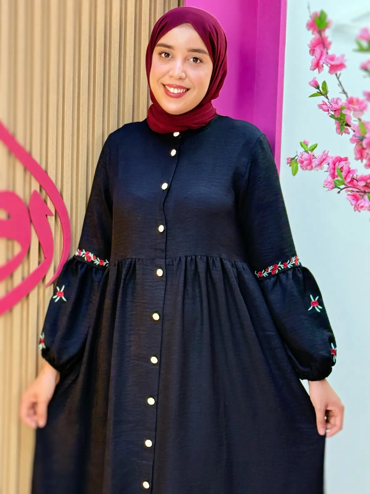 فستان ورود أسود