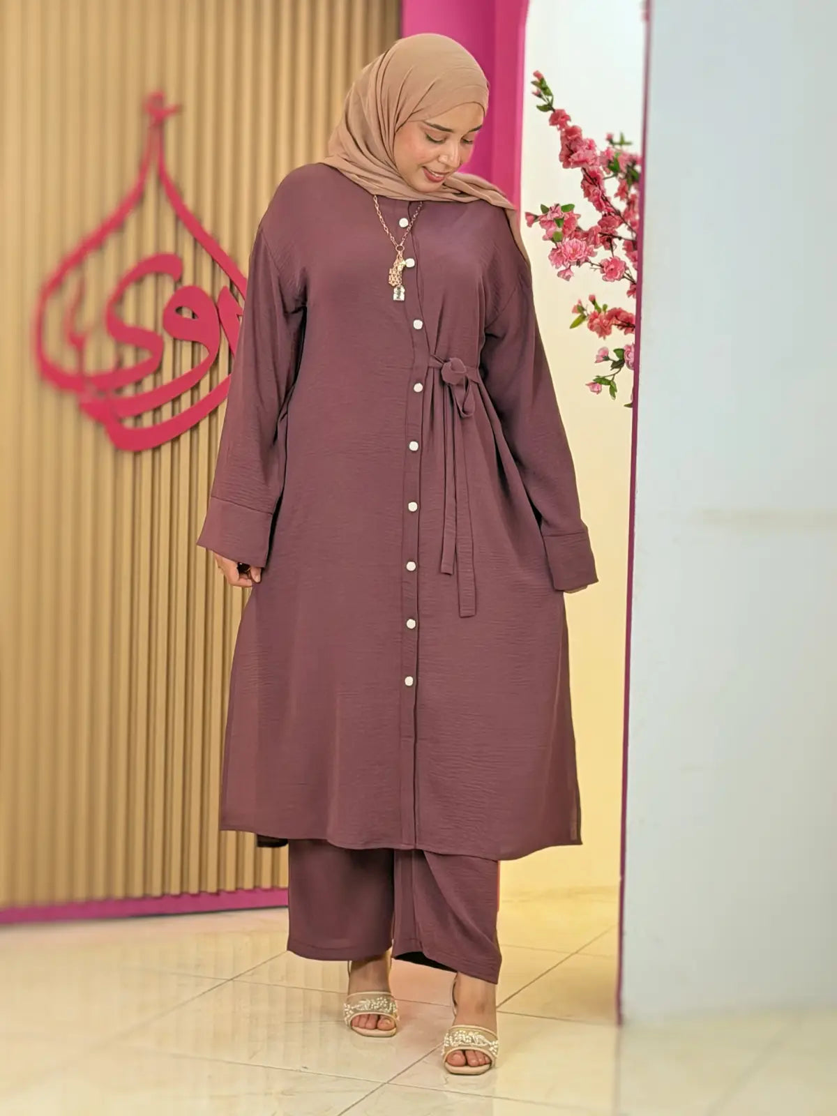 طقم نهاد بنفسجي